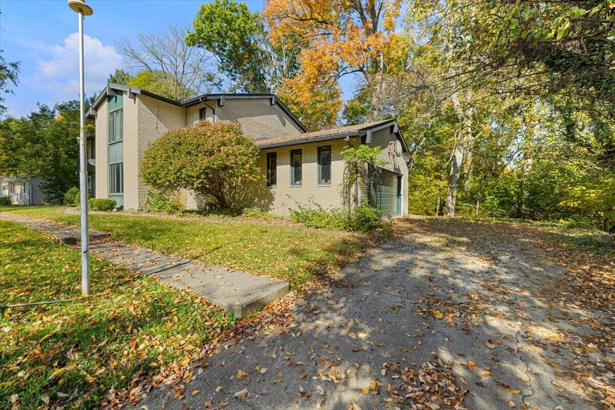 1341 Stratford, Piqua, Ohio 45356