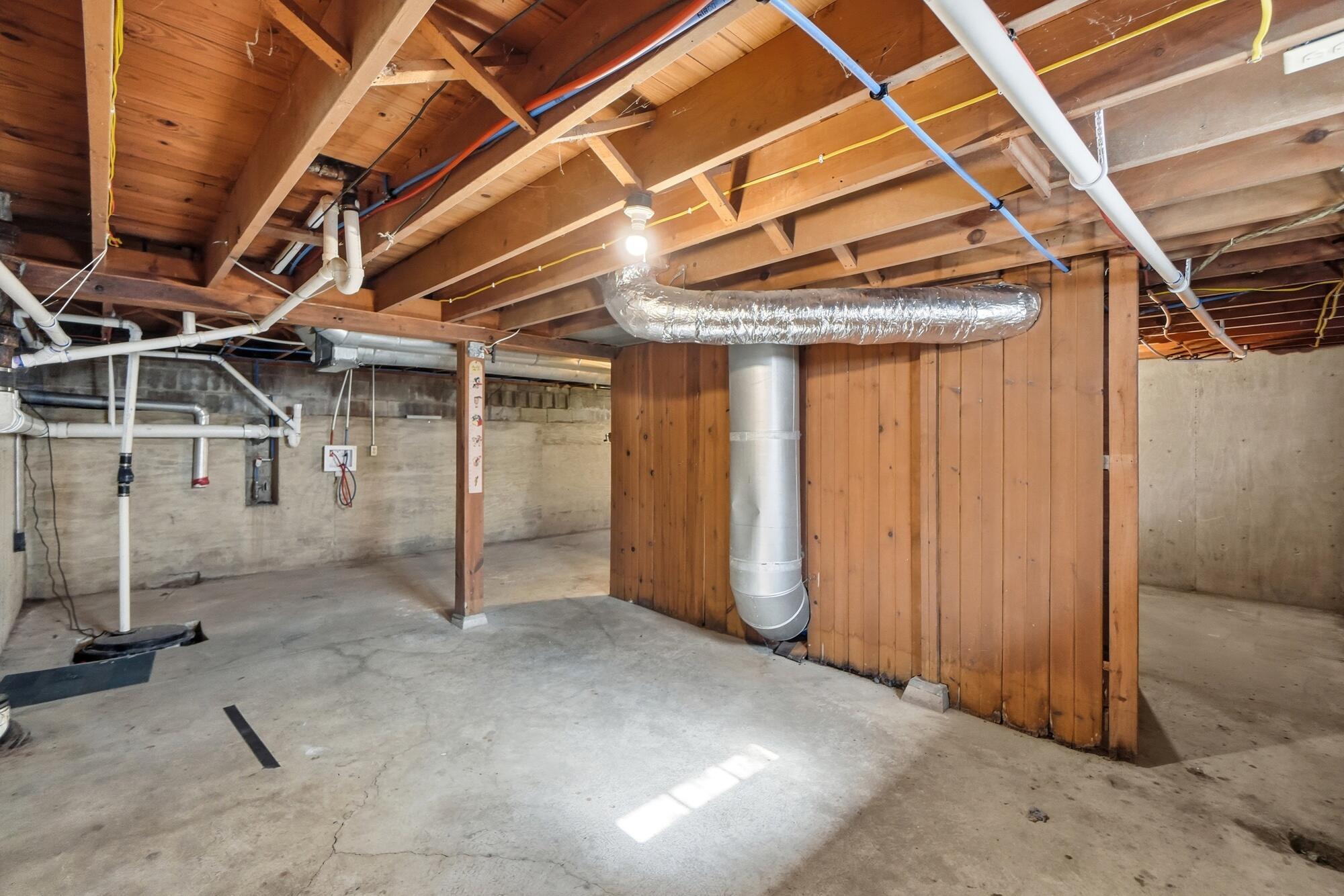 303 Doering, Sidney, Ohio 45365