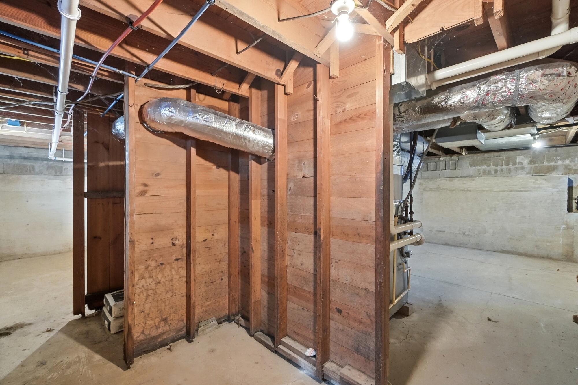 303 Doering, Sidney, Ohio 45365