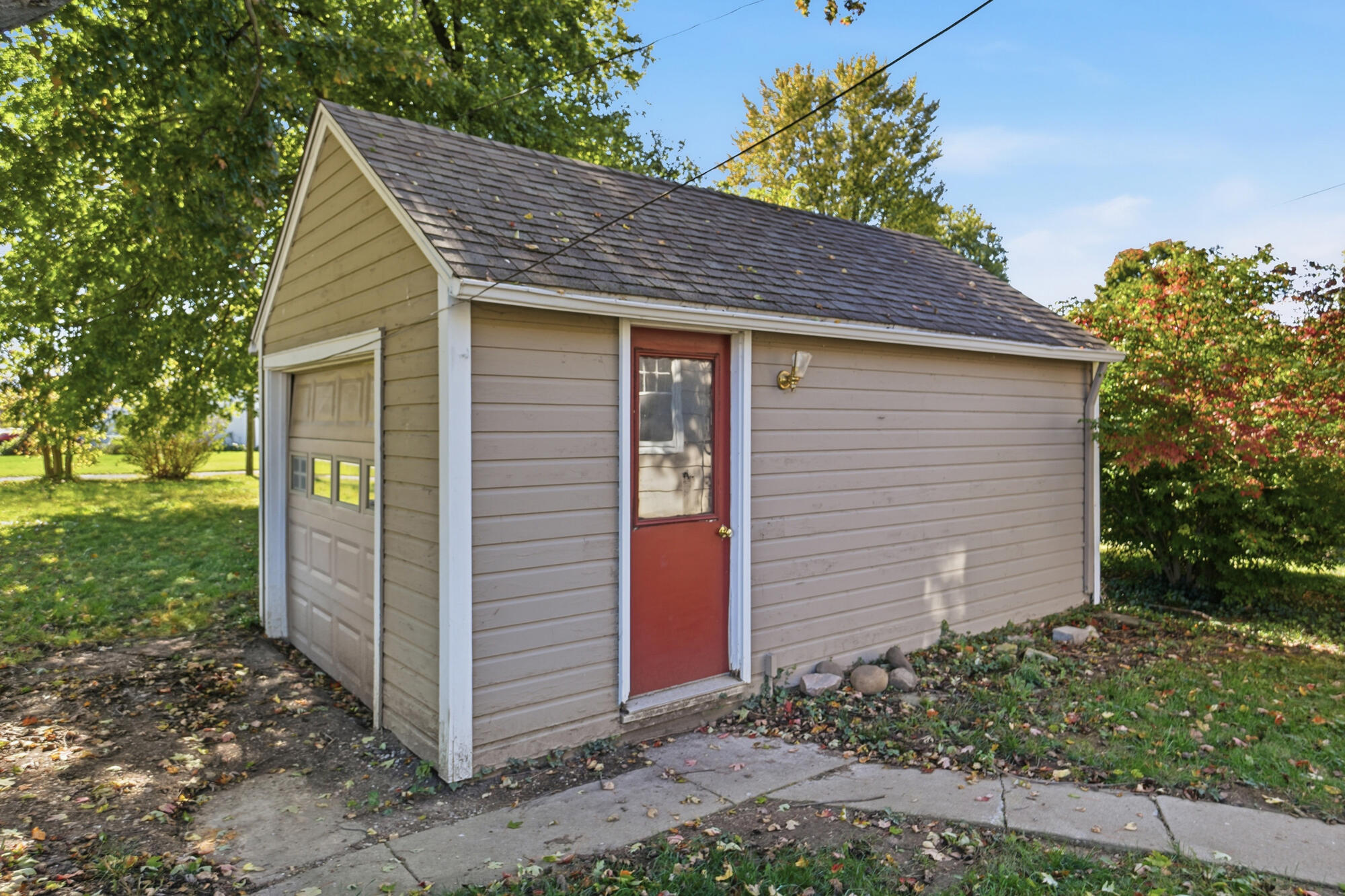 303 Doering, Sidney, Ohio 45365
