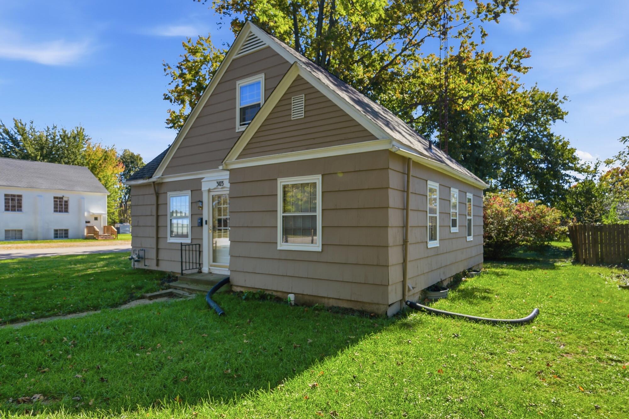 303 Doering, Sidney, Ohio 45365
