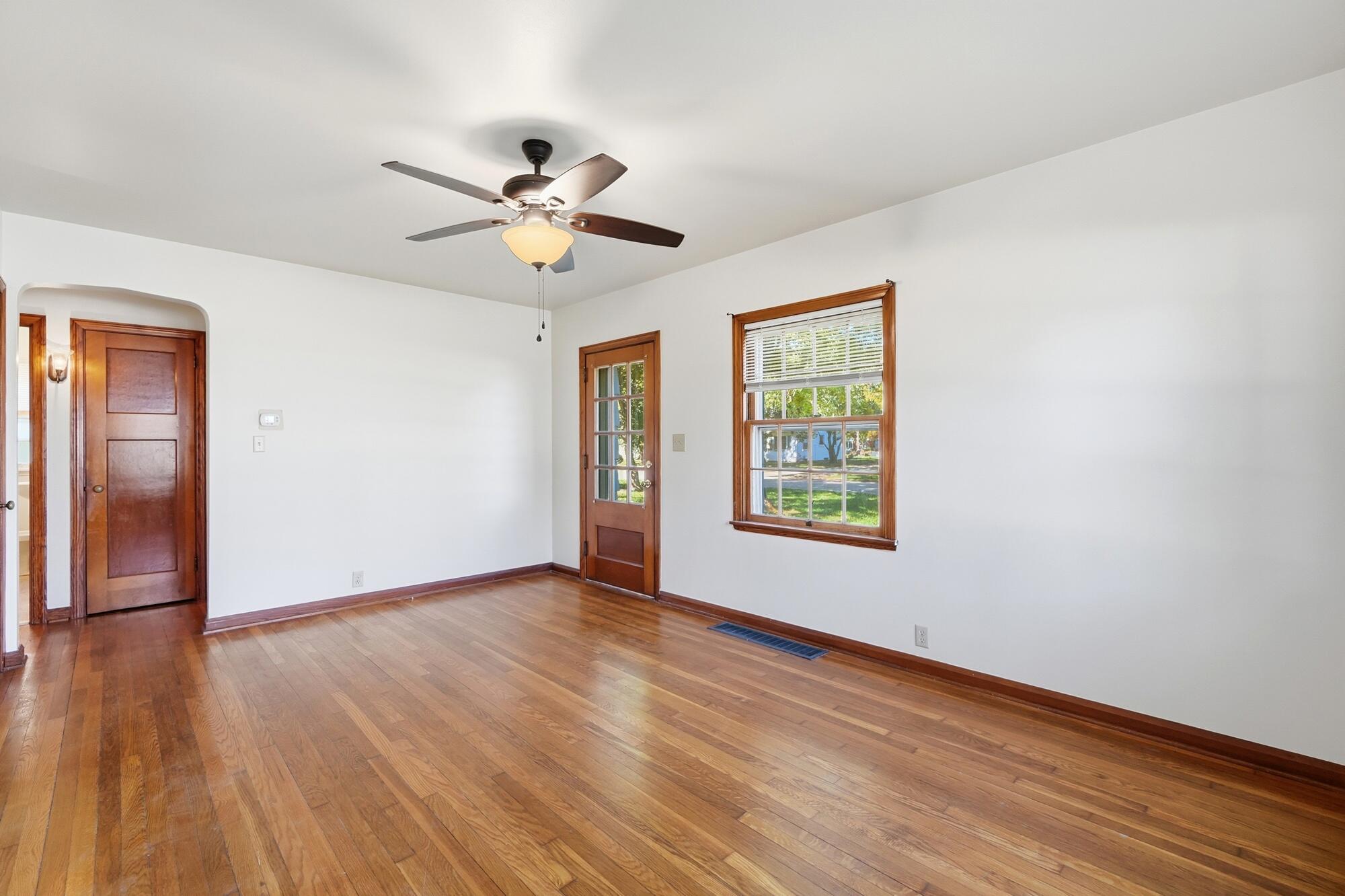 303 Doering, Sidney, Ohio 45365