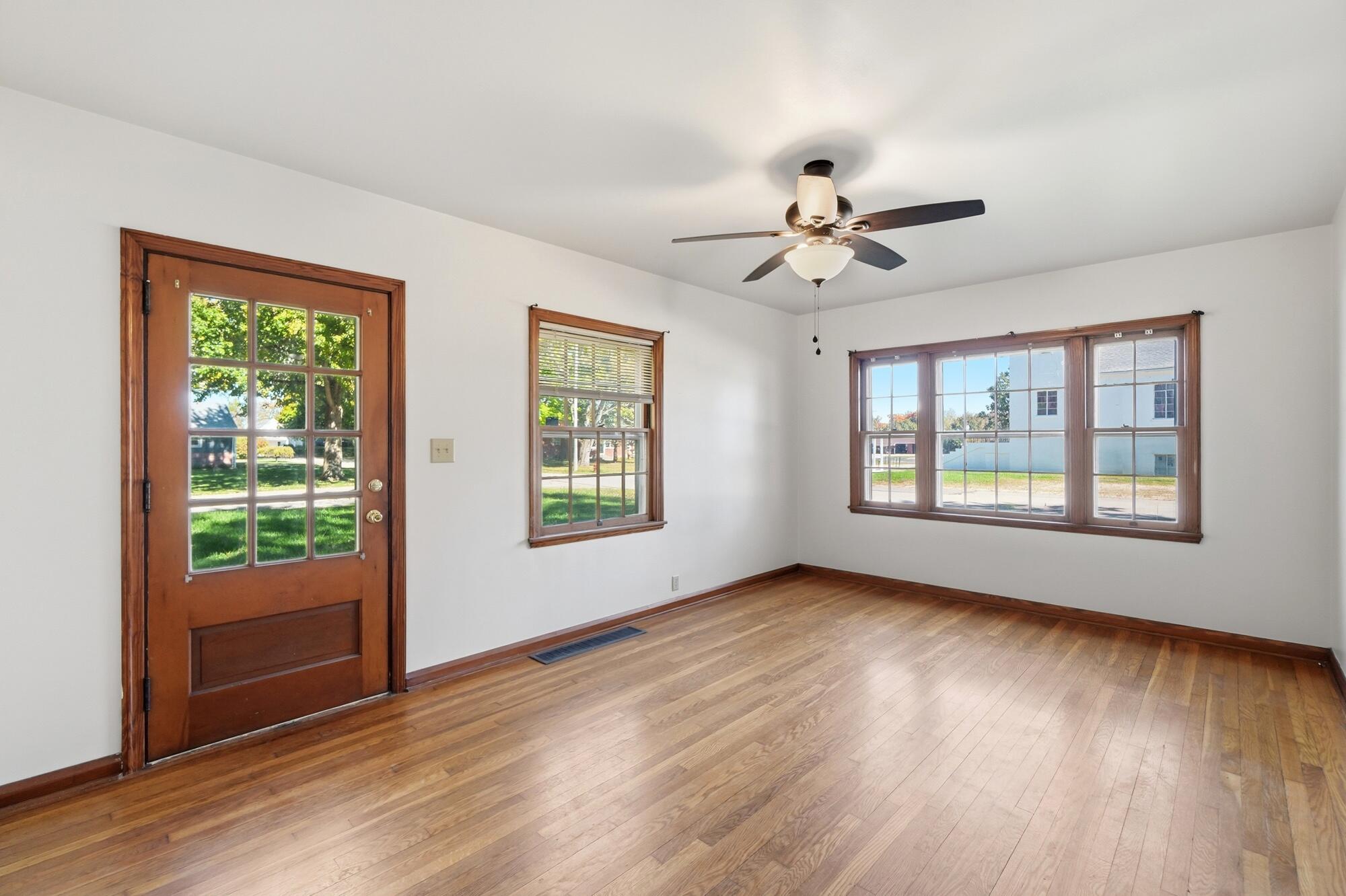 303 Doering, Sidney, Ohio 45365