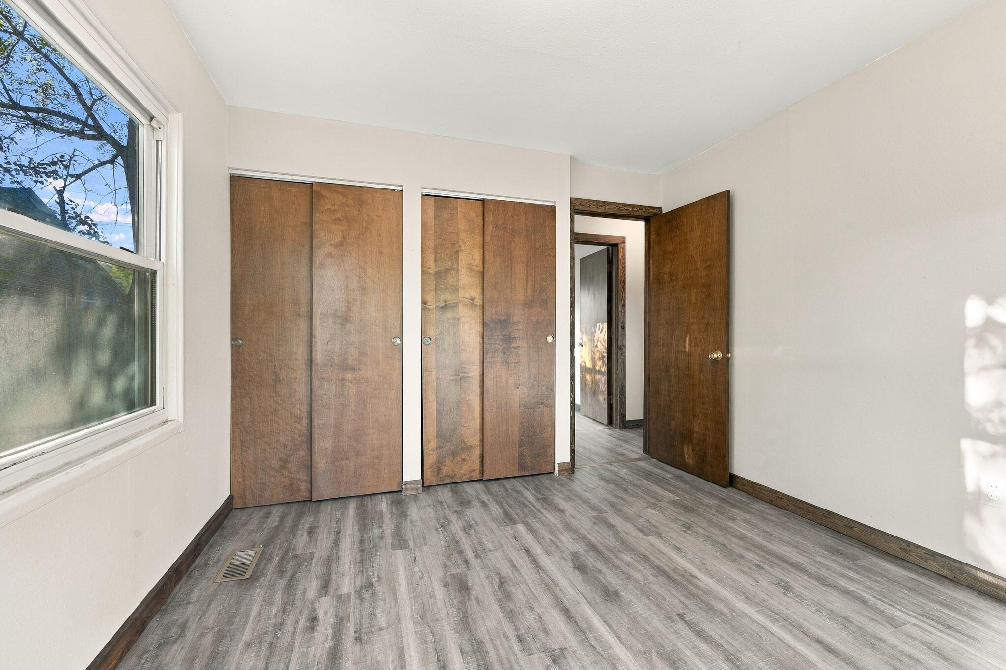 15 Meadowbrook, West Milton, Ohio 45383