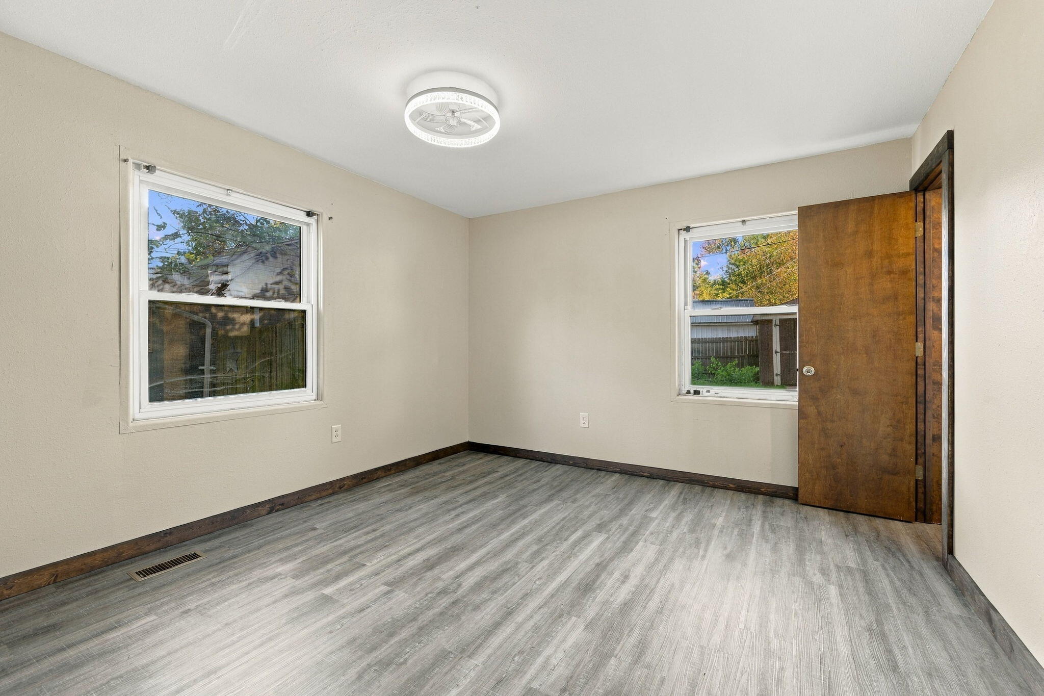 15 Meadowbrook, West Milton, Ohio 45383