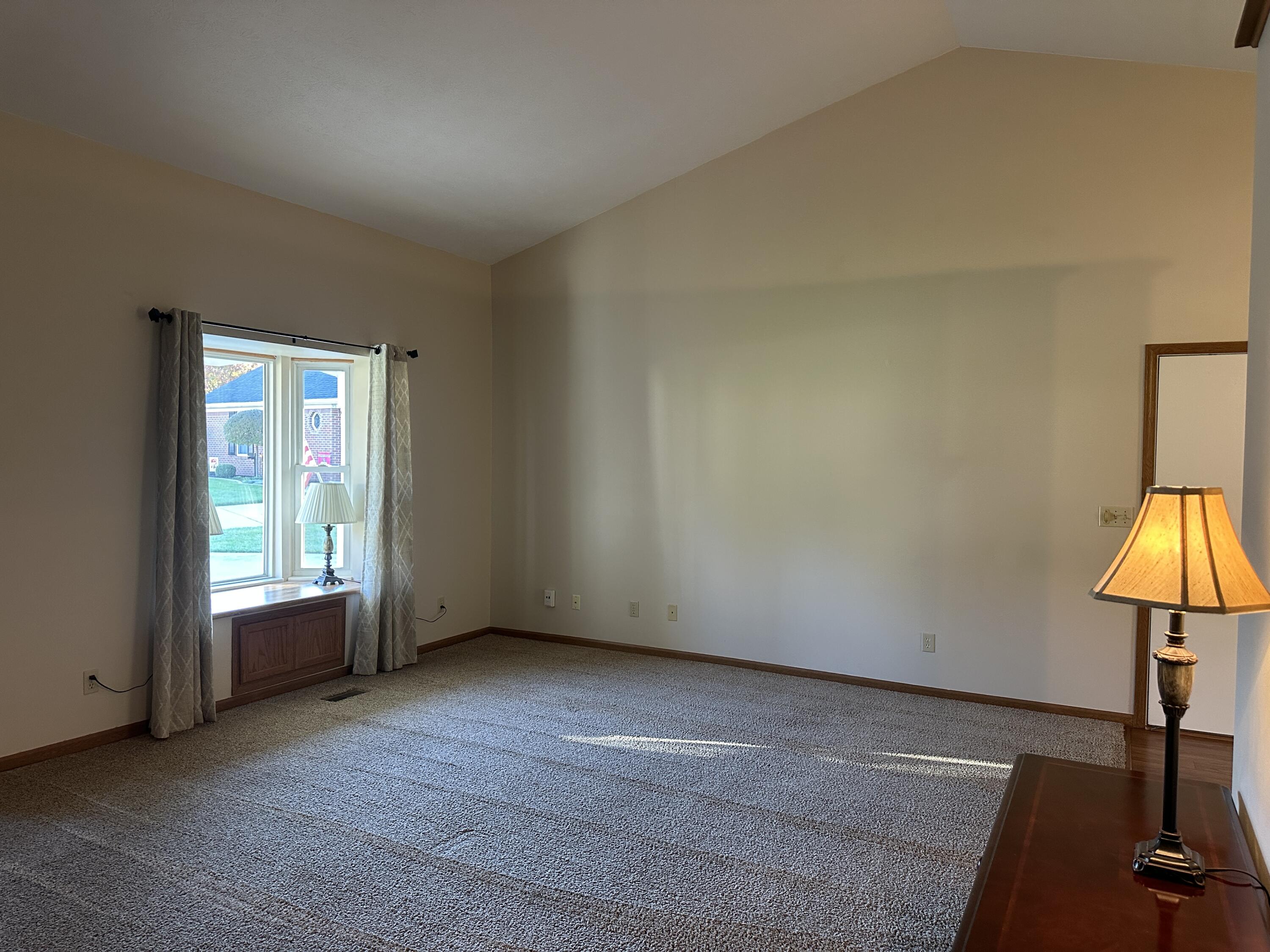 3215 Snow Owl, Springfield, Ohio 45503
