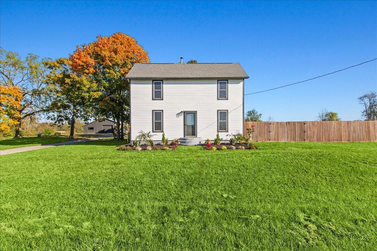 7588 Stringtown, Mechanicsburg, Ohio 43044