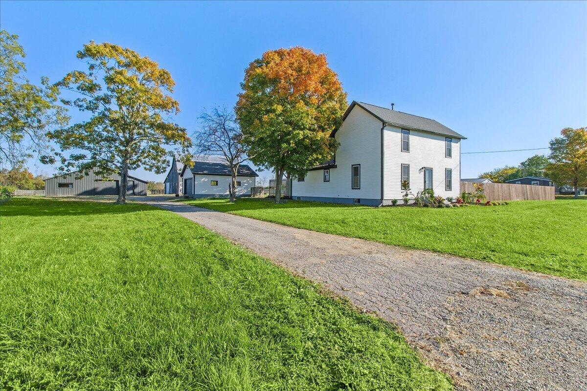 7588 Stringtown, Mechanicsburg, Ohio 43044