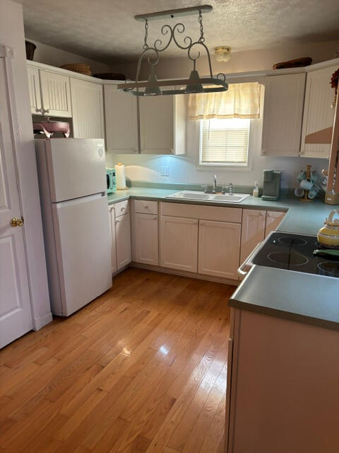 344 Clayton, Manchester, Ohio 45144