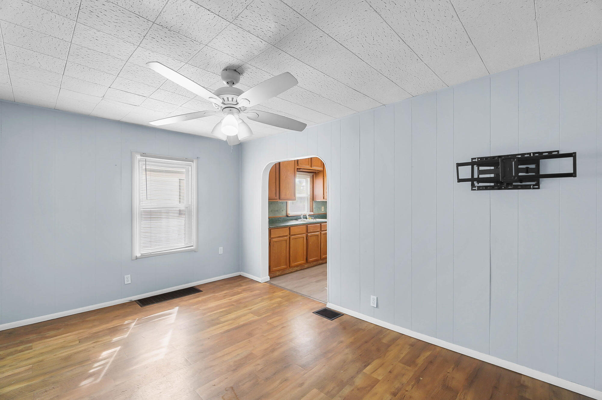 865 Clarkson, Dayton, Ohio 45402