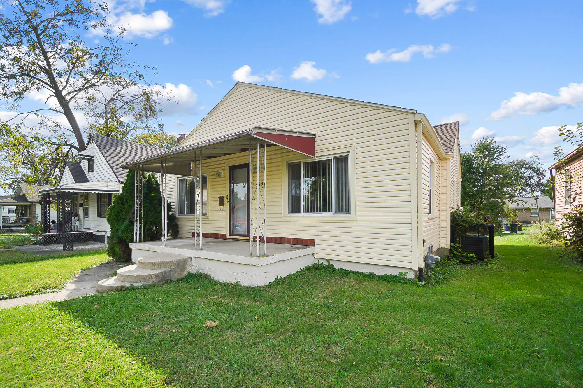 865 Clarkson, Dayton, Ohio 45402