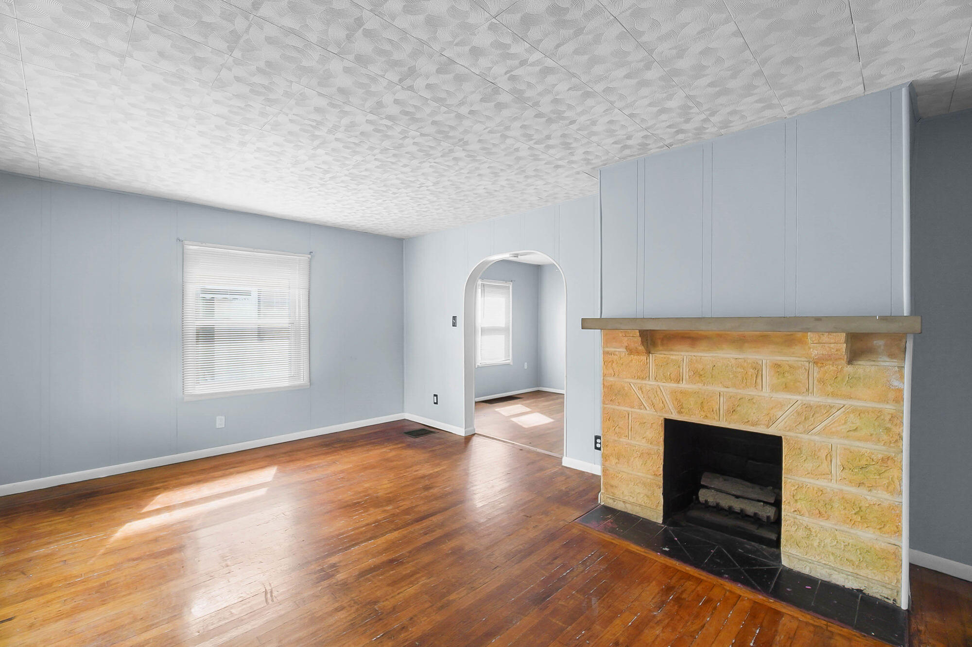 865 Clarkson, Dayton, Ohio 45402
