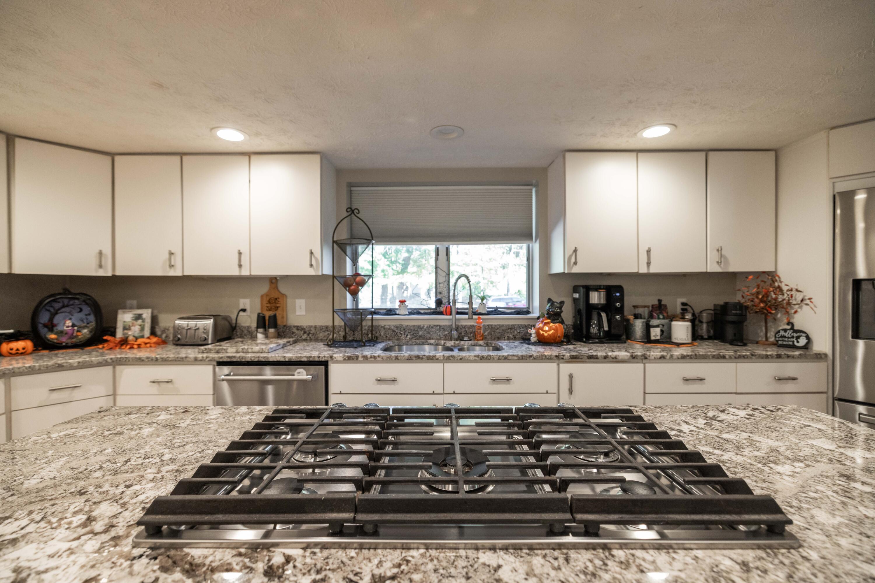 101 Roscommon, Springfield, Ohio 45503