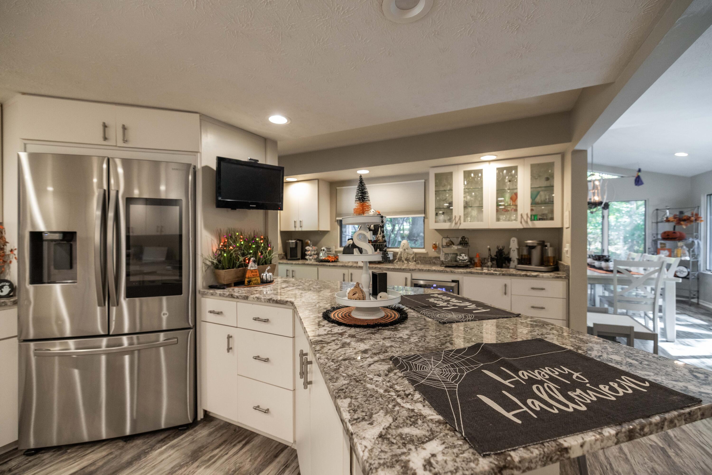 101 Roscommon, Springfield, Ohio 45503