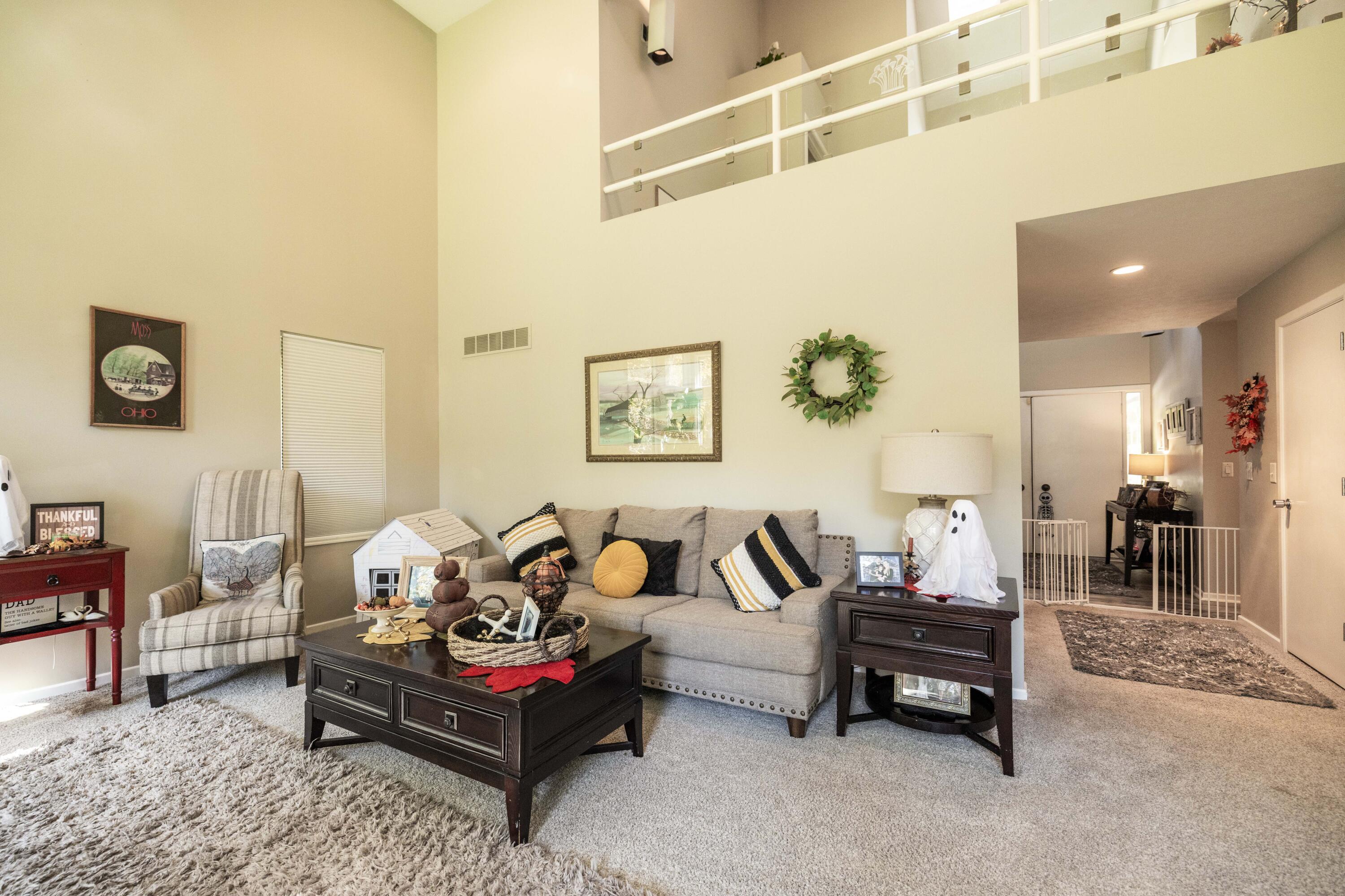 101 Roscommon, Springfield, Ohio 45503