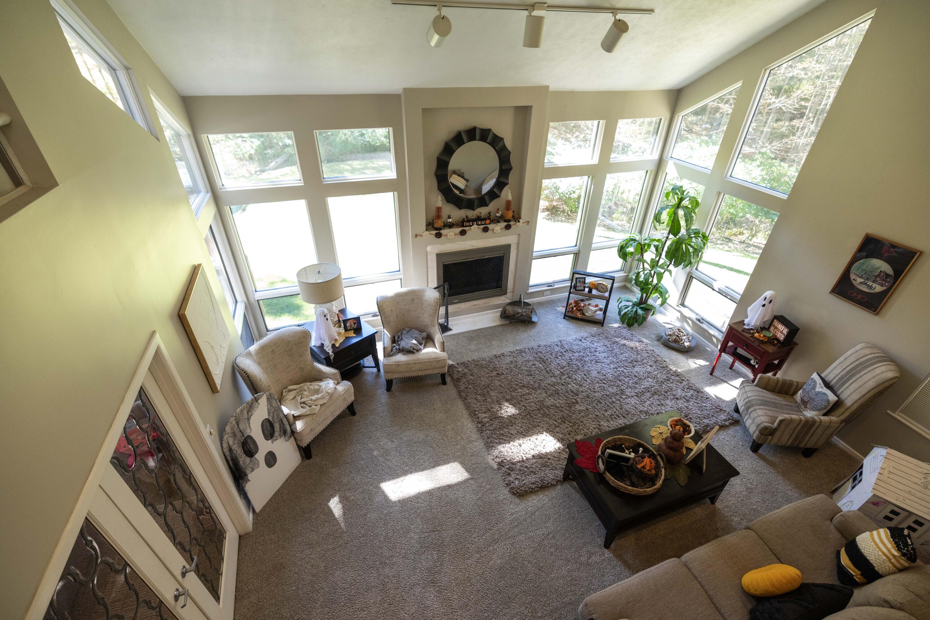 101 Roscommon, Springfield, Ohio 45503