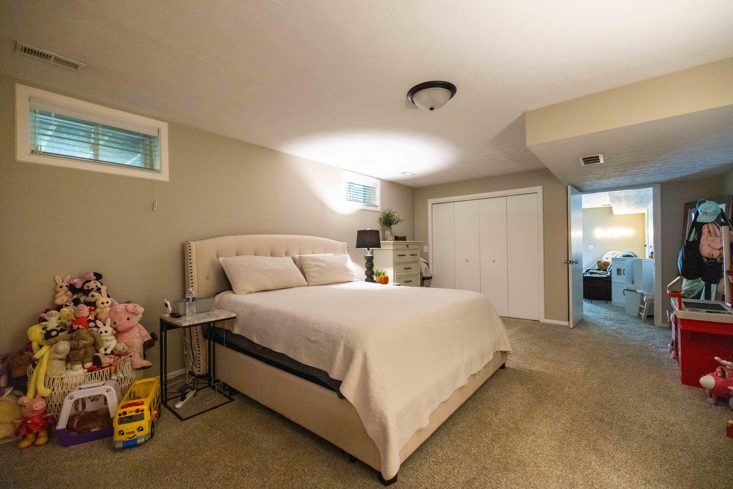 101 Roscommon, Springfield, Ohio 45503