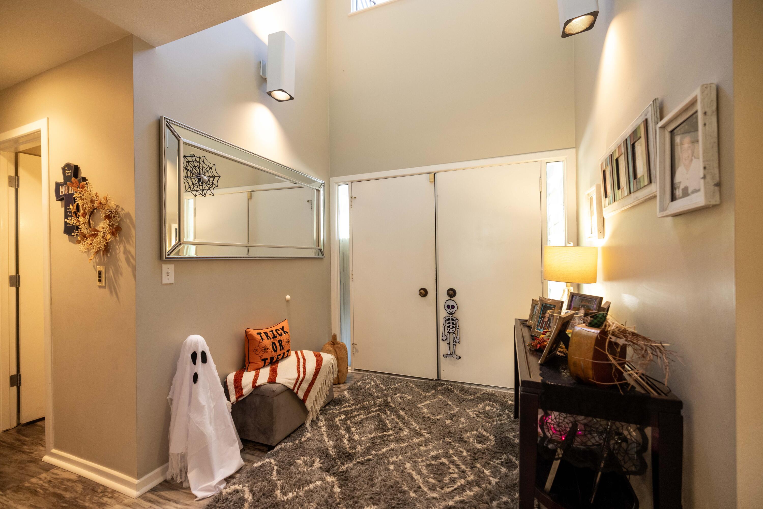 101 Roscommon, Springfield, Ohio 45503