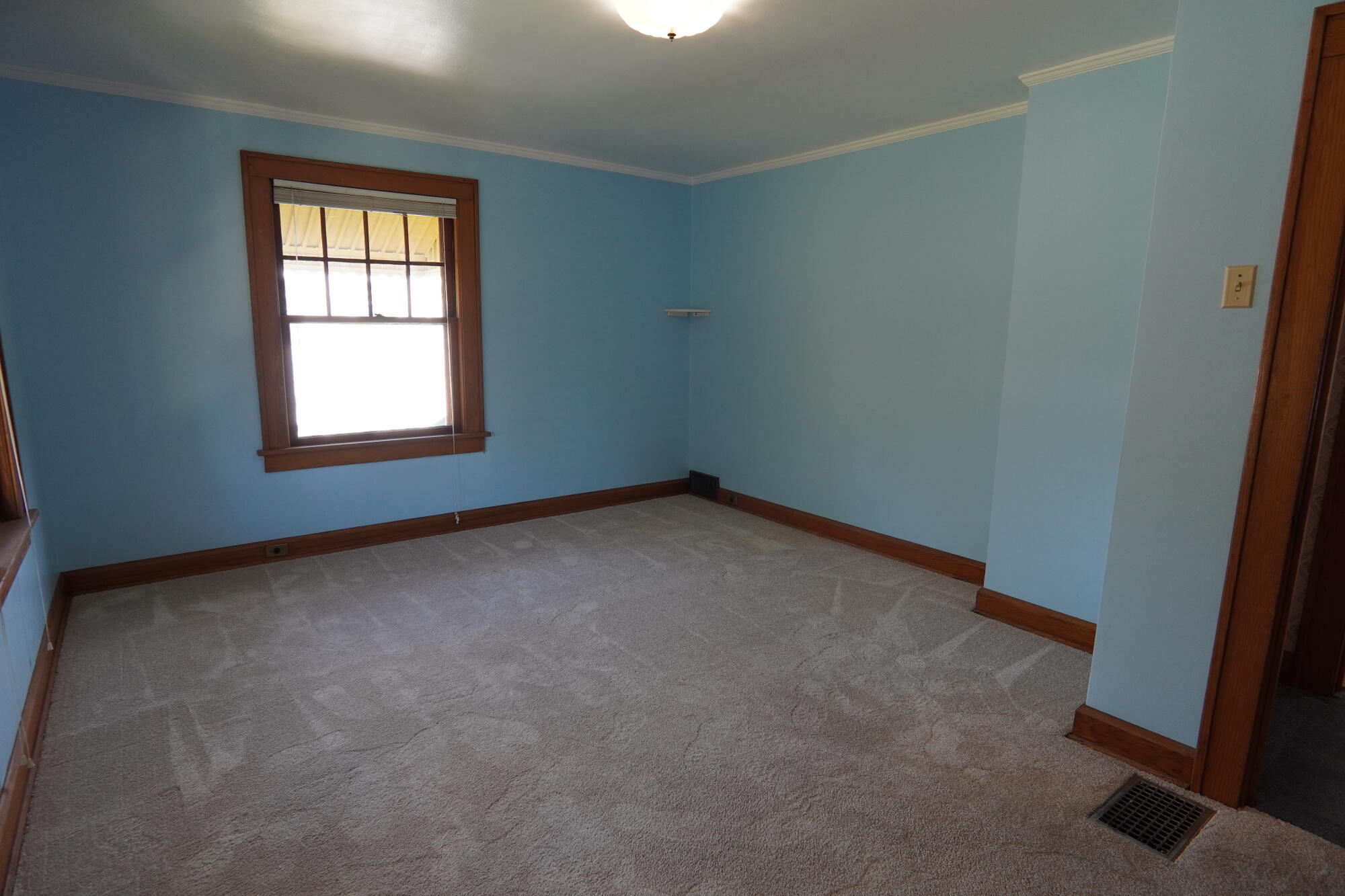 908 Auglaize, Wapakoneta, Ohio 45895