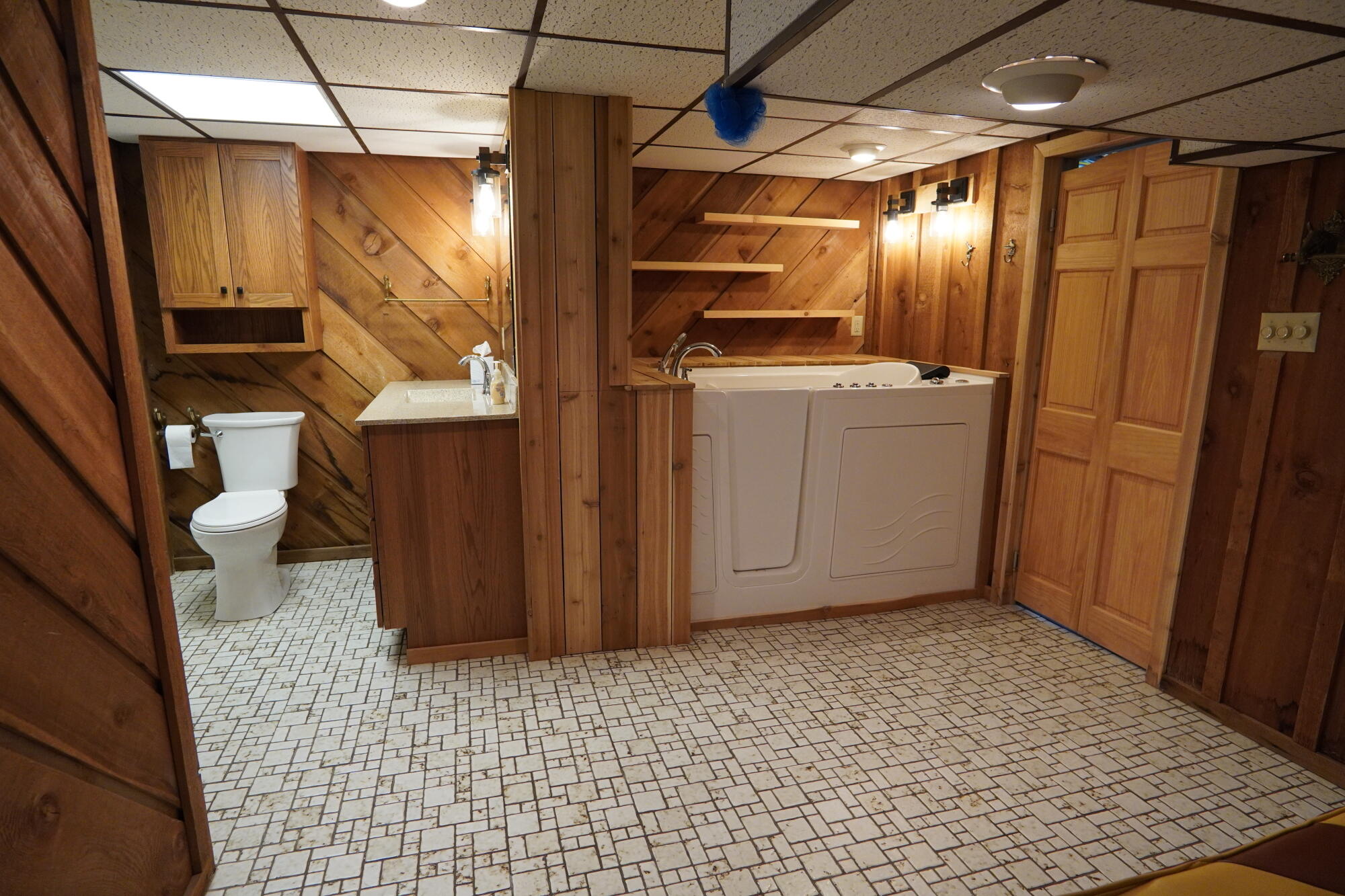 908 Auglaize, Wapakoneta, Ohio 45895