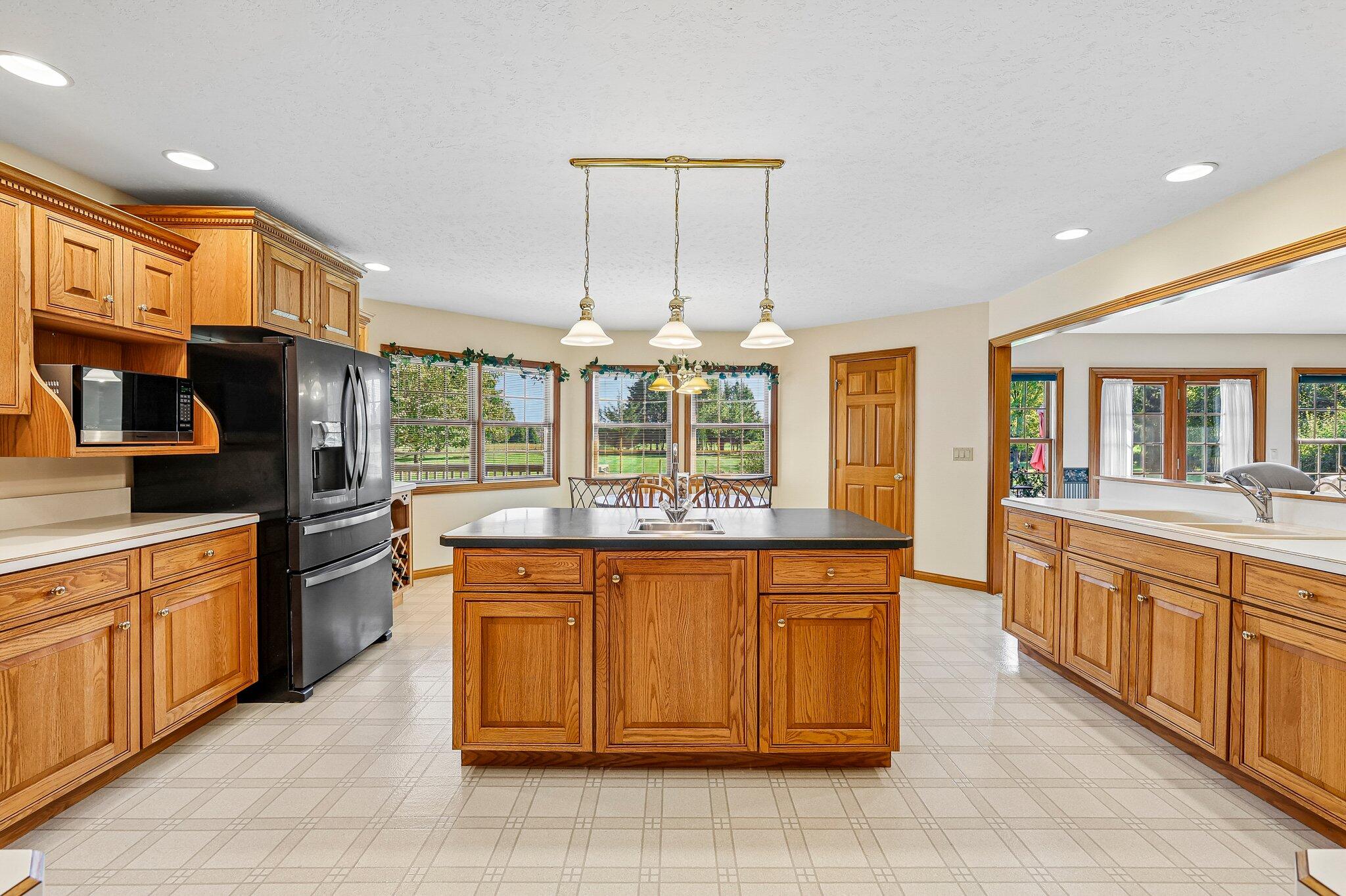 6351 Fairway, Greenville, Ohio 45331