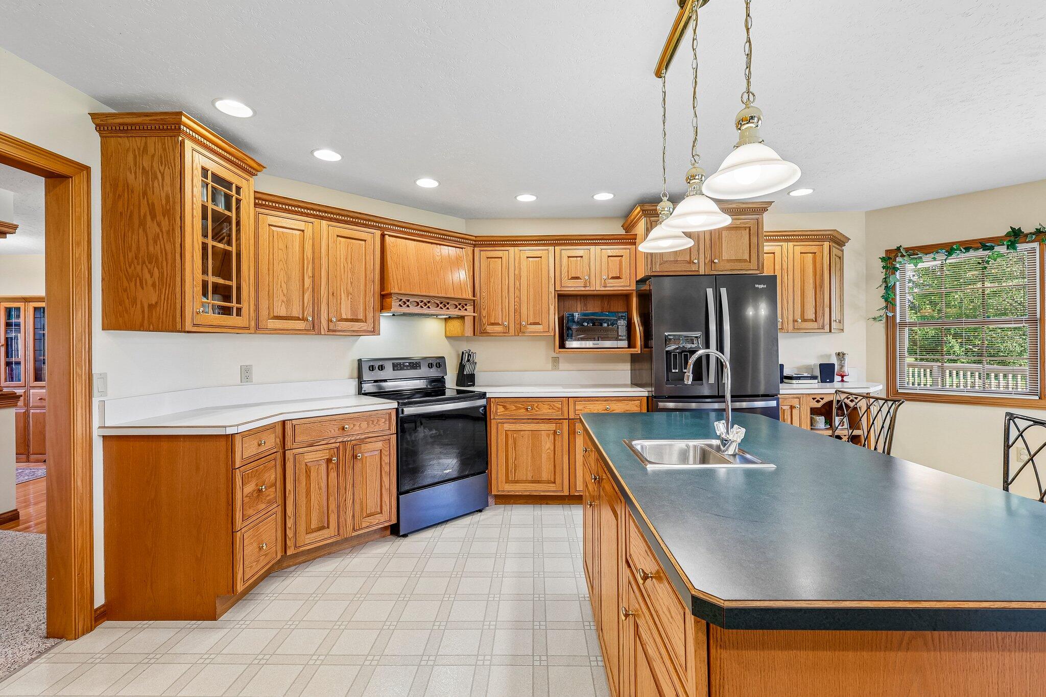 6351 Fairway, Greenville, Ohio 45331