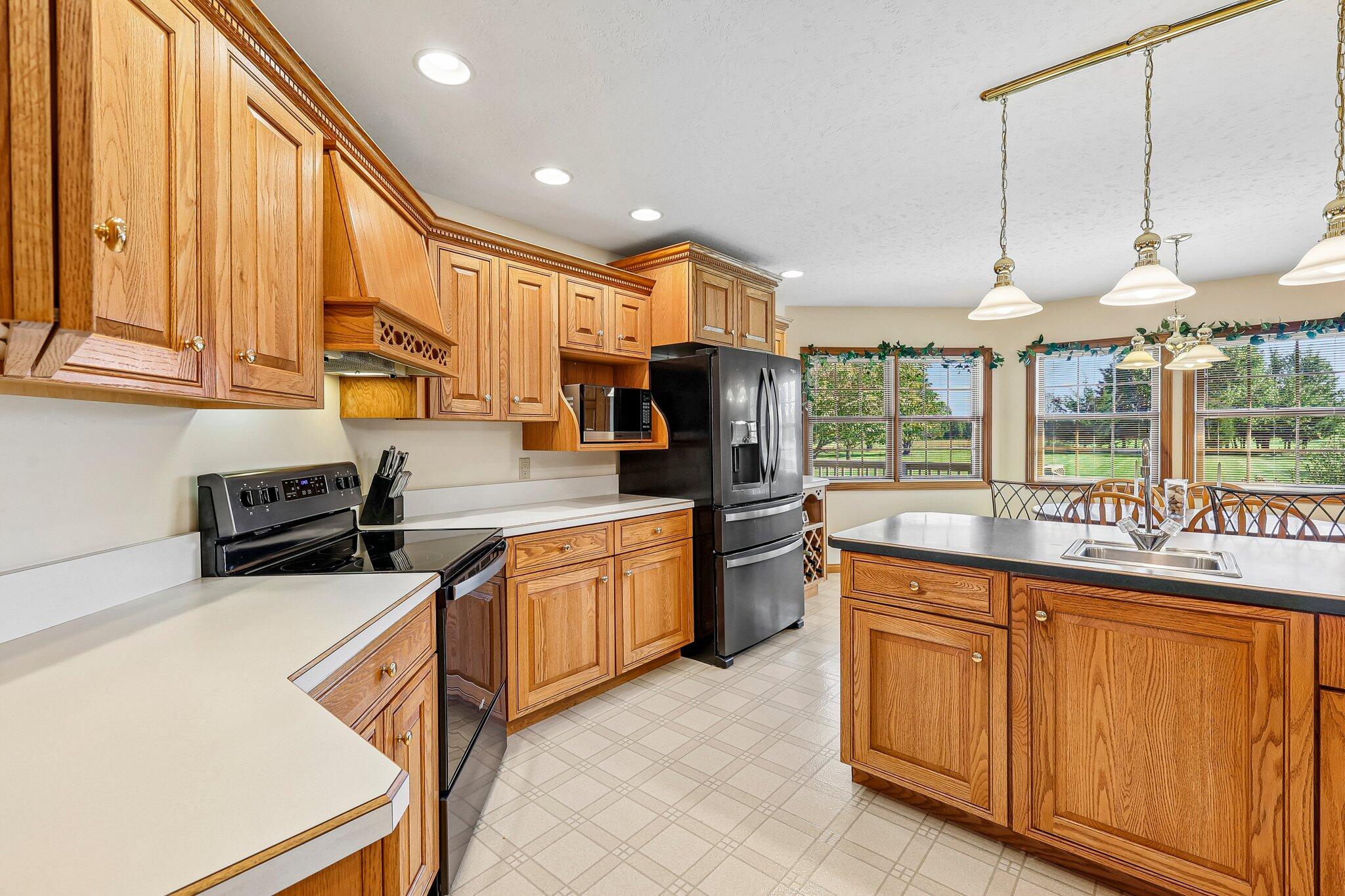 6351 Fairway, Greenville, Ohio 45331