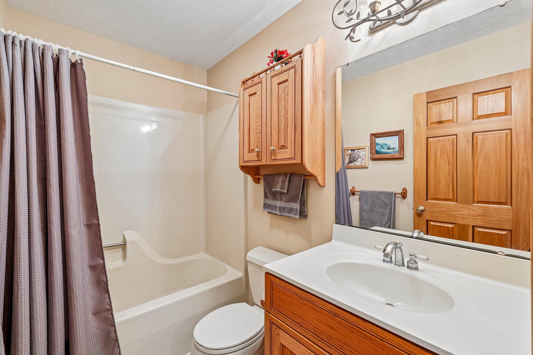 6351 Fairway, Greenville, Ohio 45331