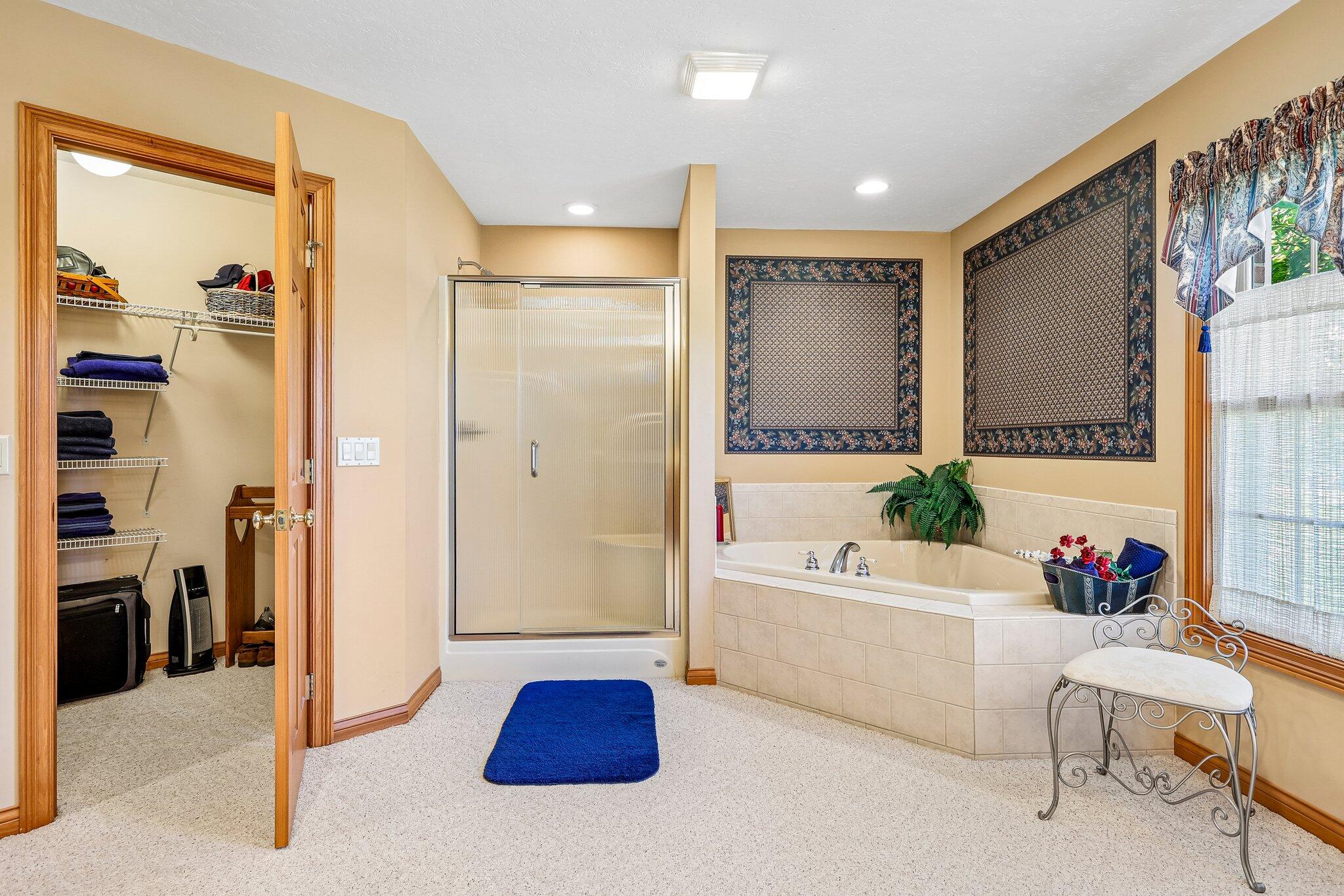 6351 Fairway, Greenville, Ohio 45331