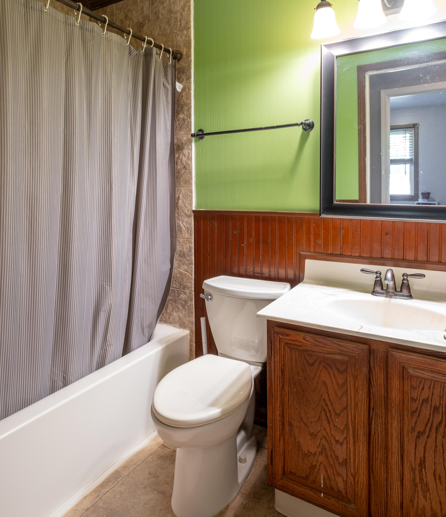 198 West, Springfield, Ohio 45504