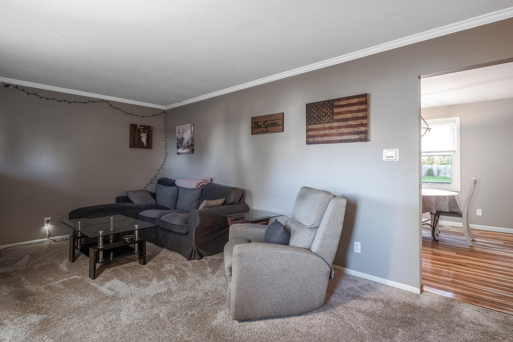 198 West, Springfield, Ohio 45504