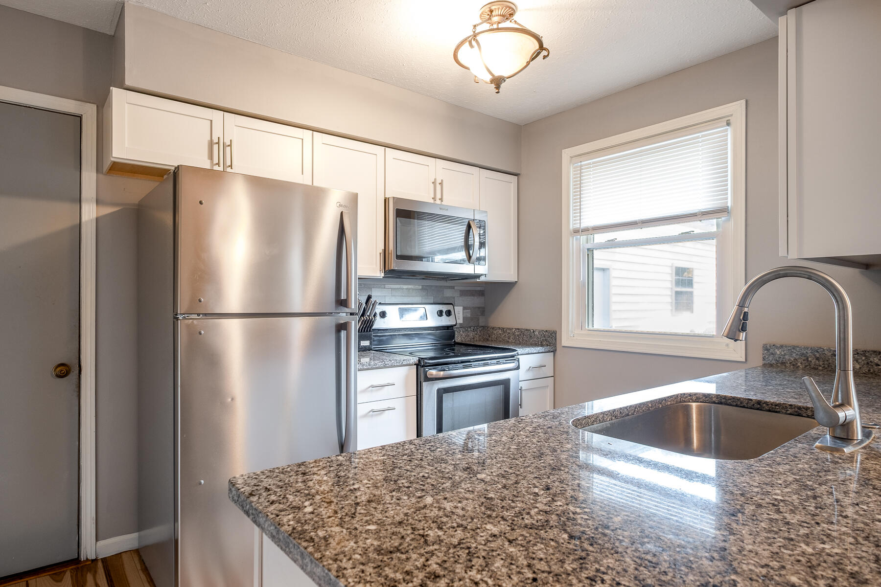 198 West, Springfield, Ohio 45504