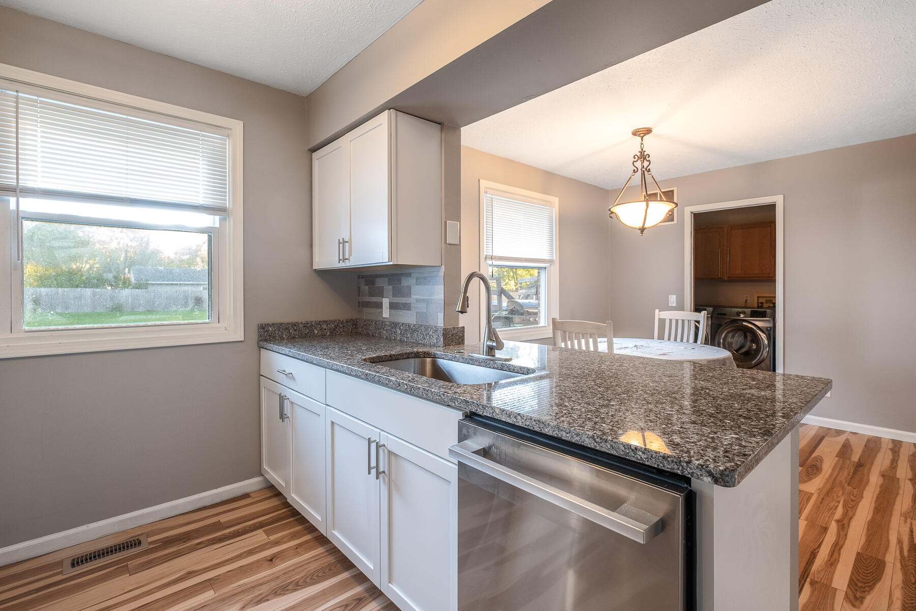 198 West, Springfield, Ohio 45504
