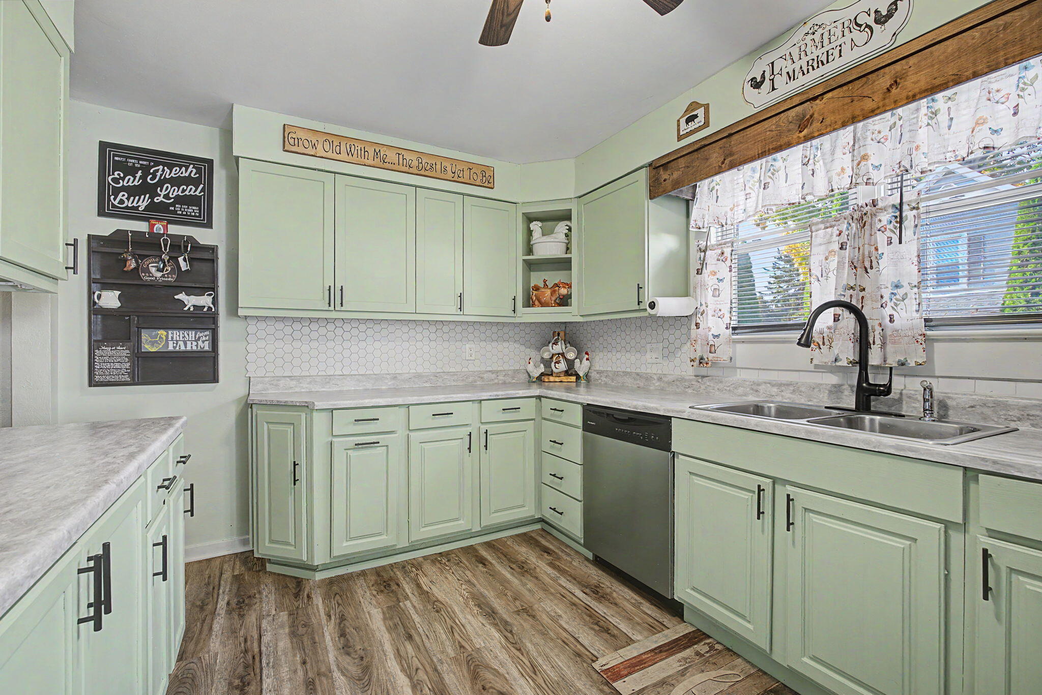 2526 Sunset, Springfield, Ohio 45505