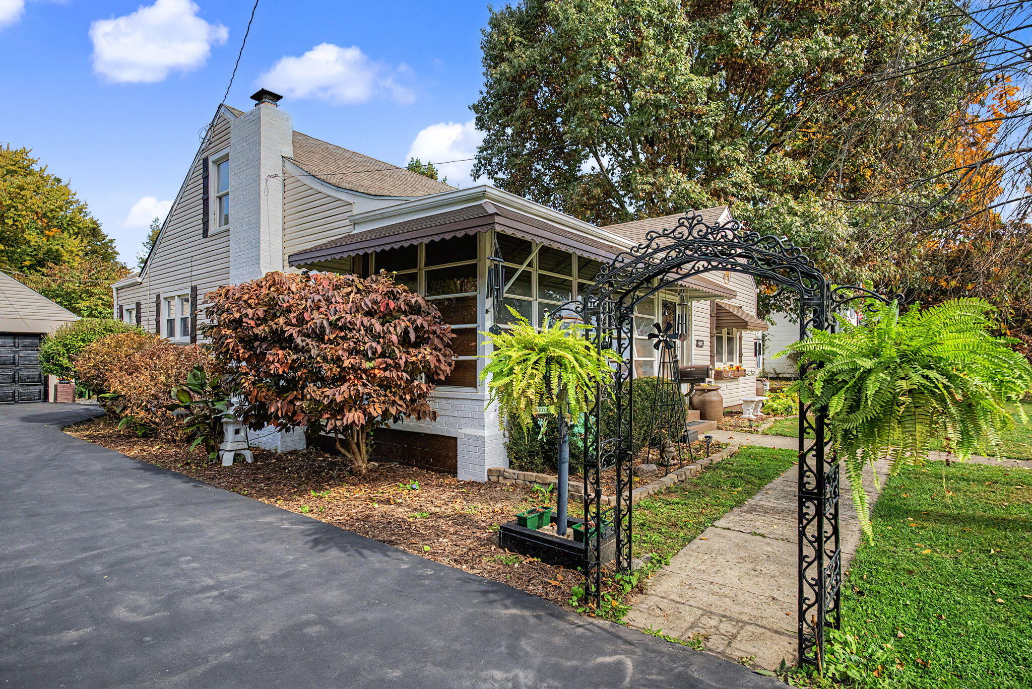 2526 Sunset, Springfield, Ohio 45505