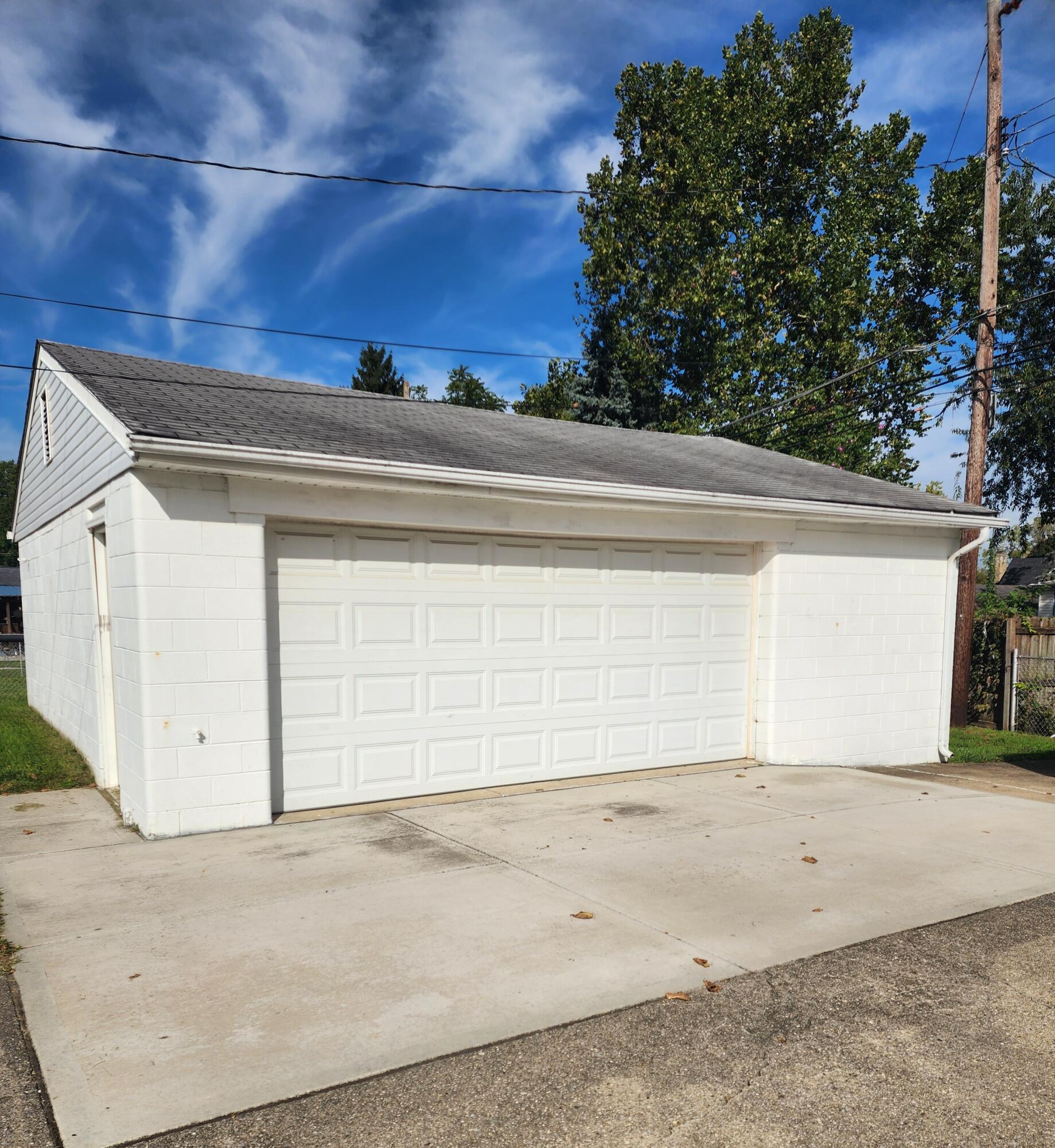 120 Ziegler, Columbus, Ohio 43207