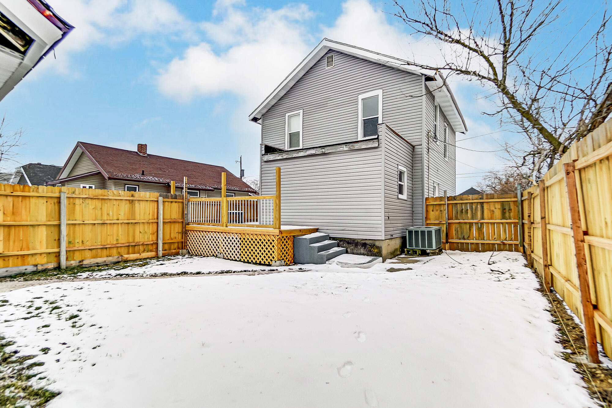 520 Orena, Lima, Ohio 45804
