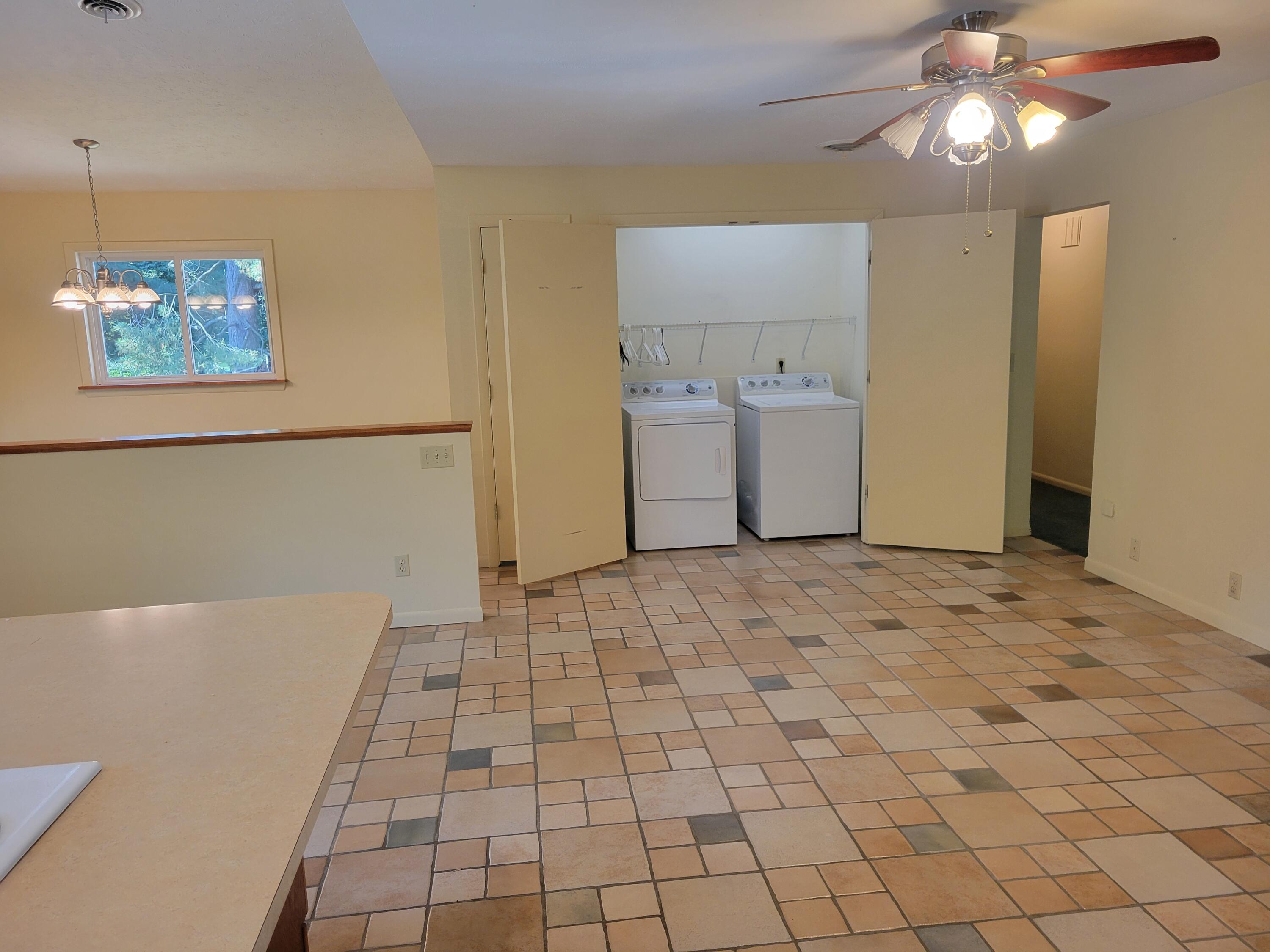 3601 Mumper, Springfield, Ohio 45502
