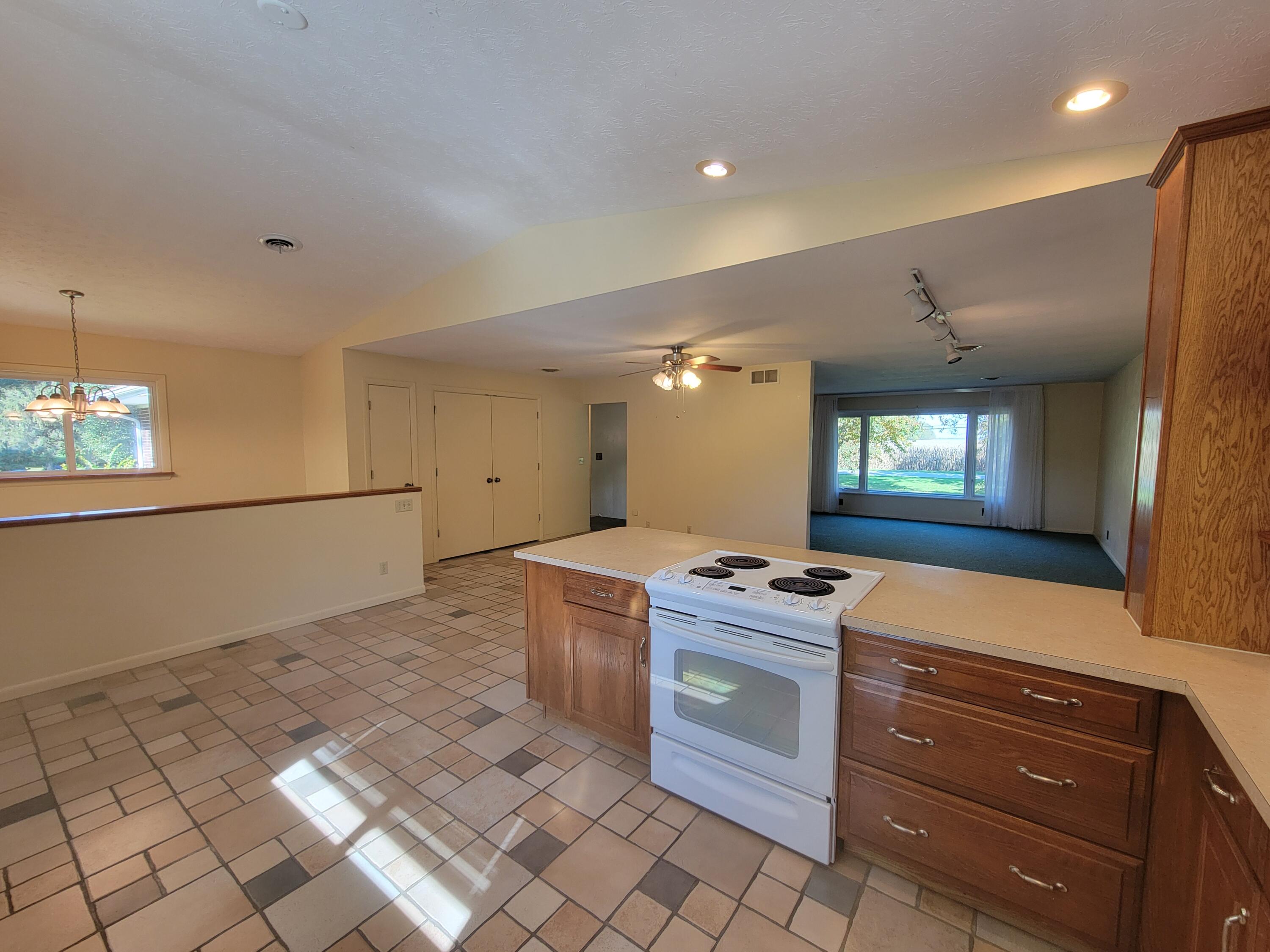 3601 Mumper, Springfield, Ohio 45502