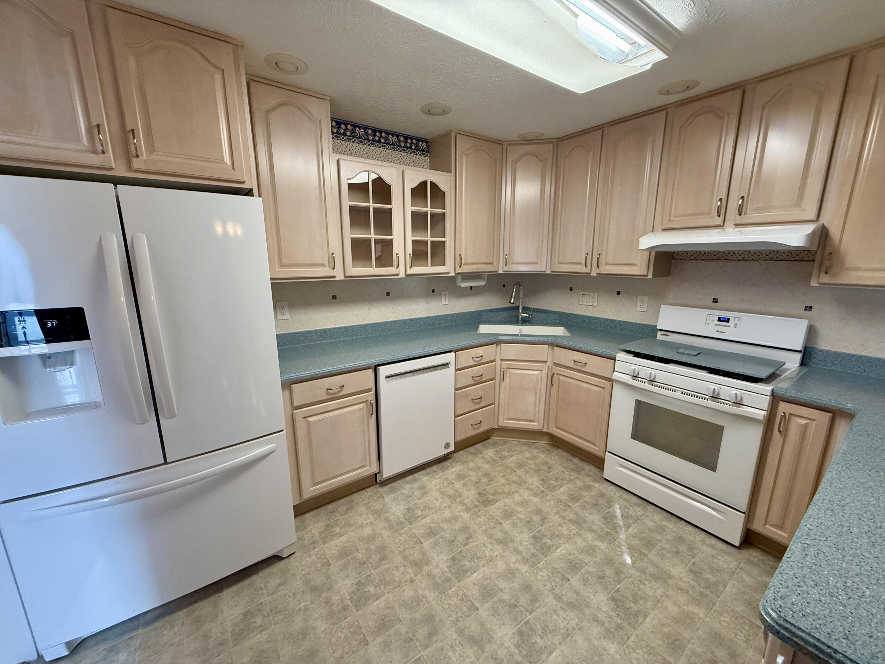 1586 Dee Anne, Xenia, Ohio 45385