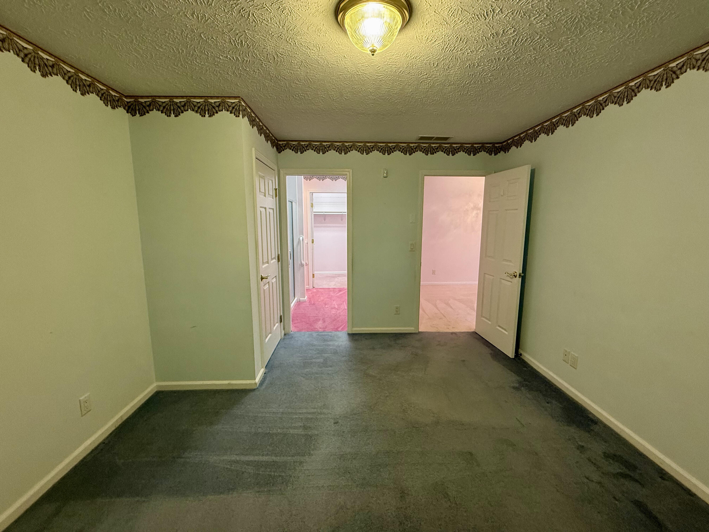 1586 Dee Anne, Xenia, Ohio 45385