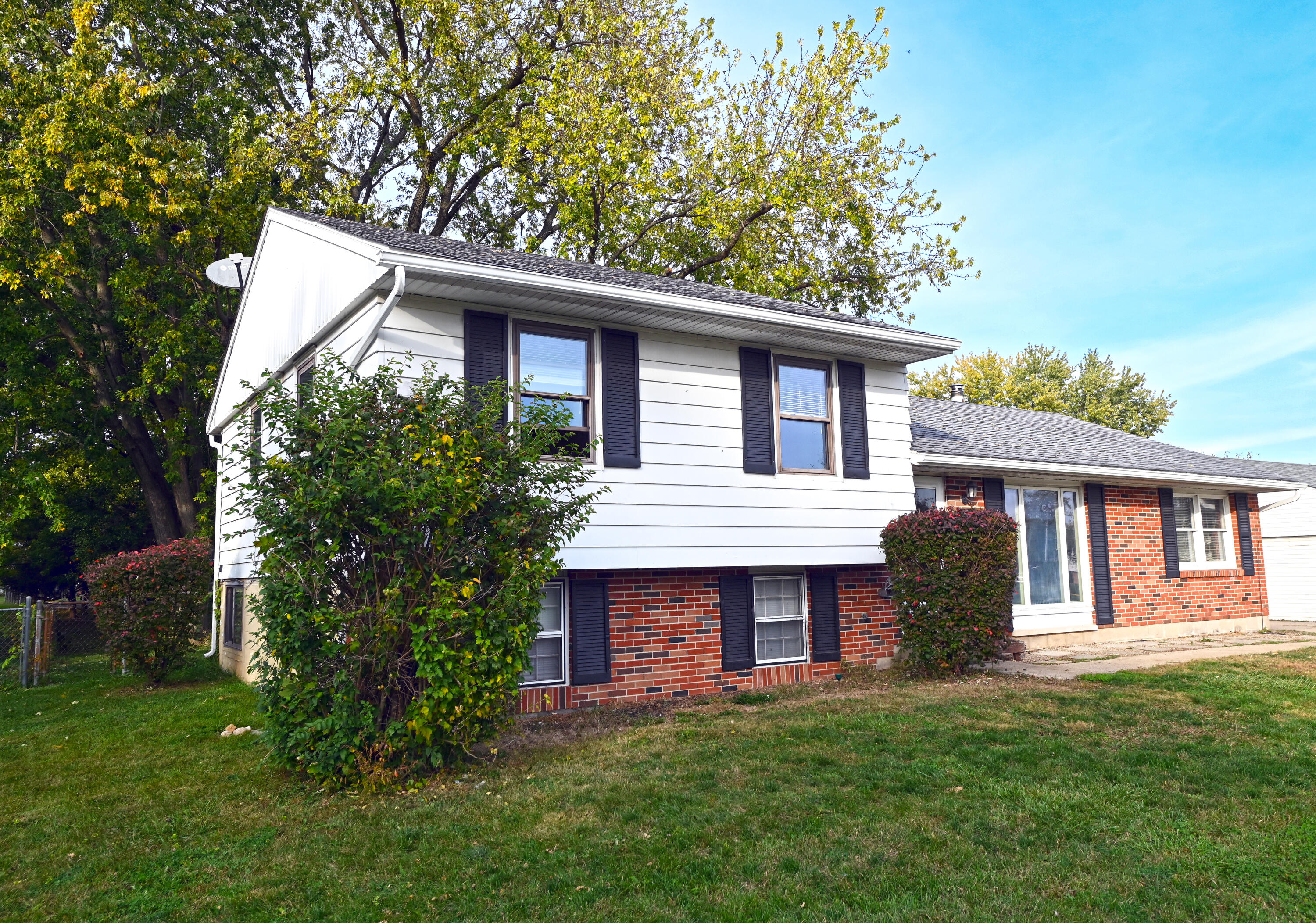 903 Pepperwood, New Carlisle, Ohio 45344