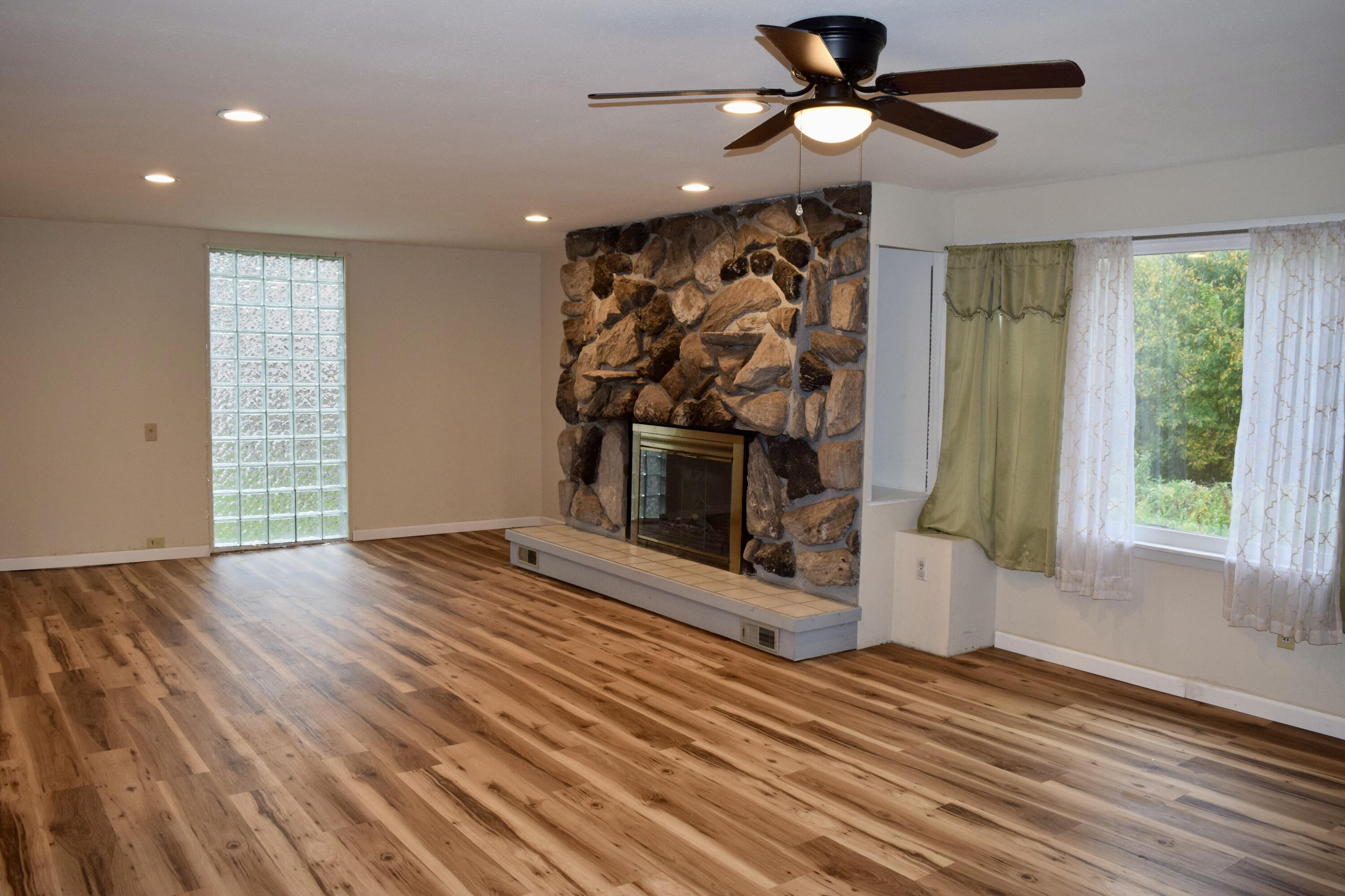 281 Franklin, Richwood, Ohio 43344