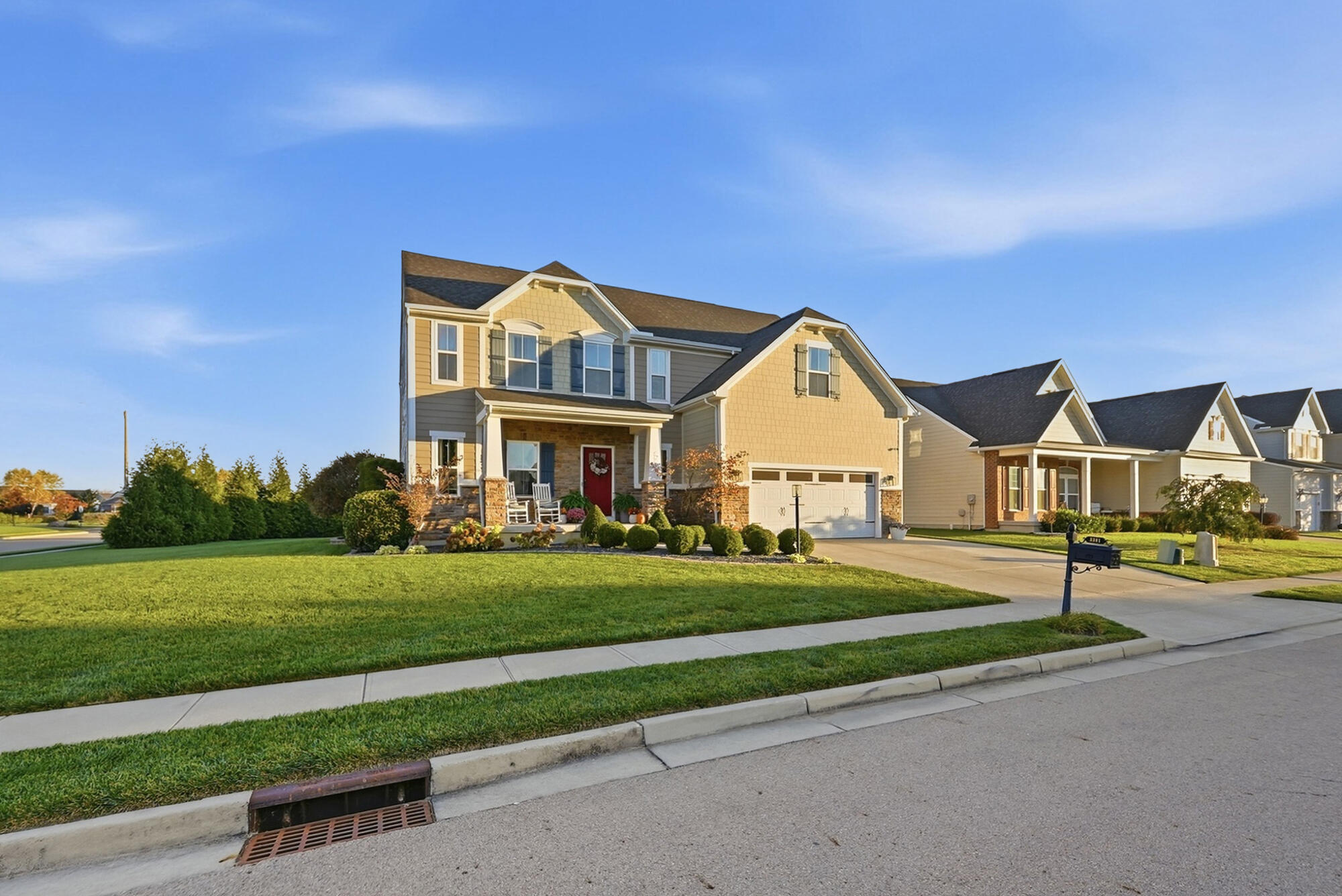 3301 Heatherstone, Troy, Ohio 45373