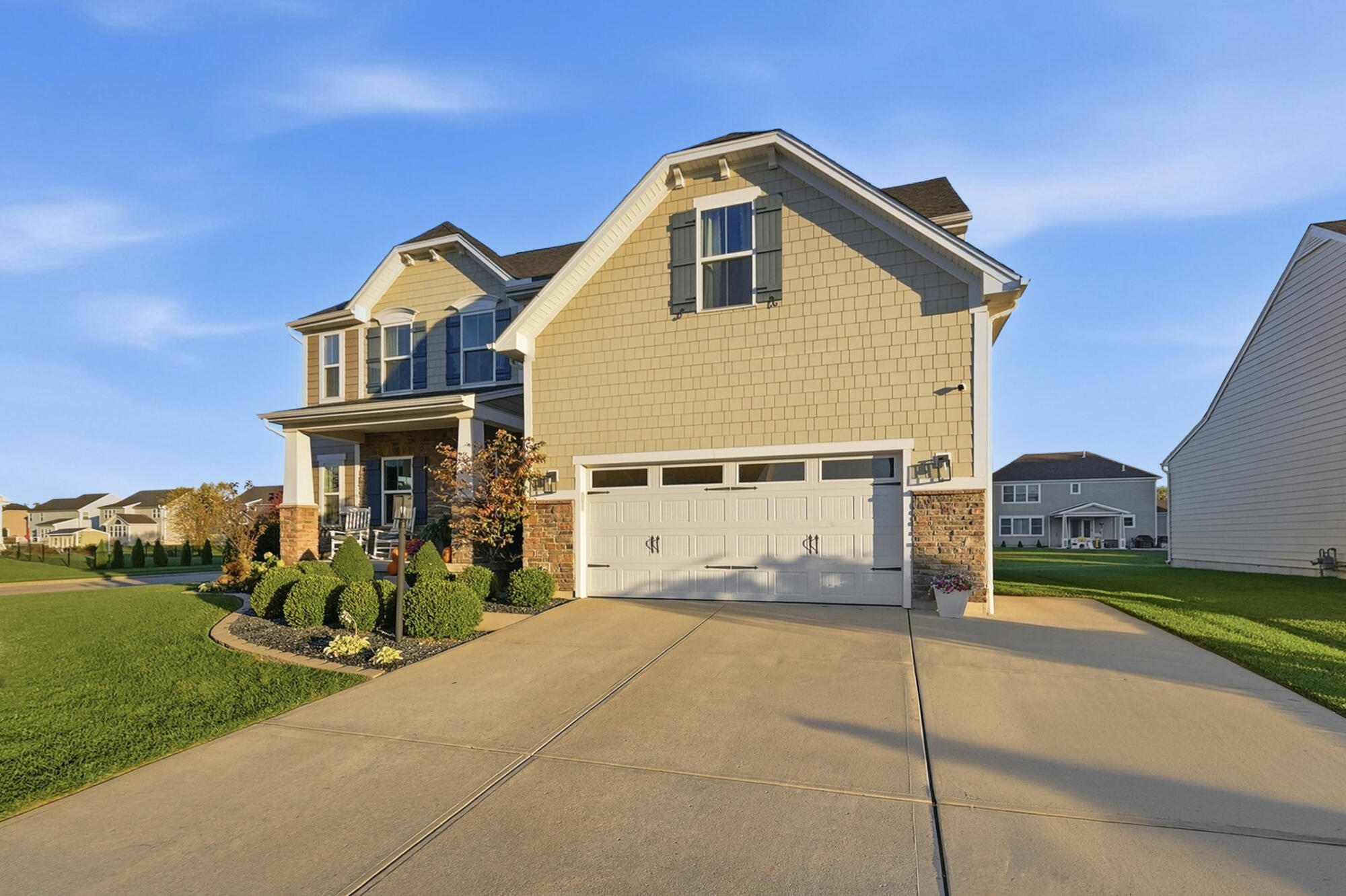 3301 Heatherstone, Troy, Ohio 45373