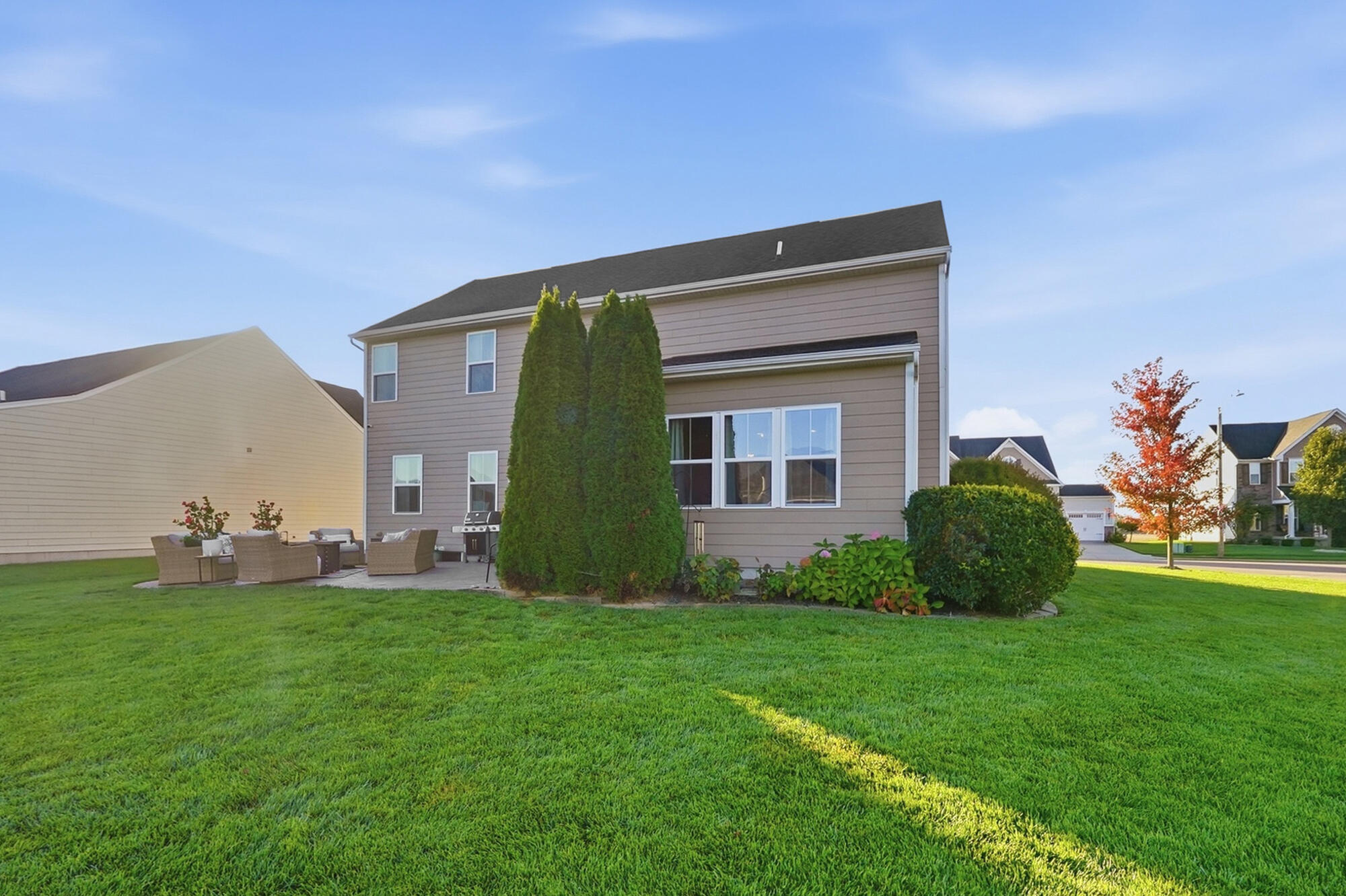 3301 Heatherstone, Troy, Ohio 45373