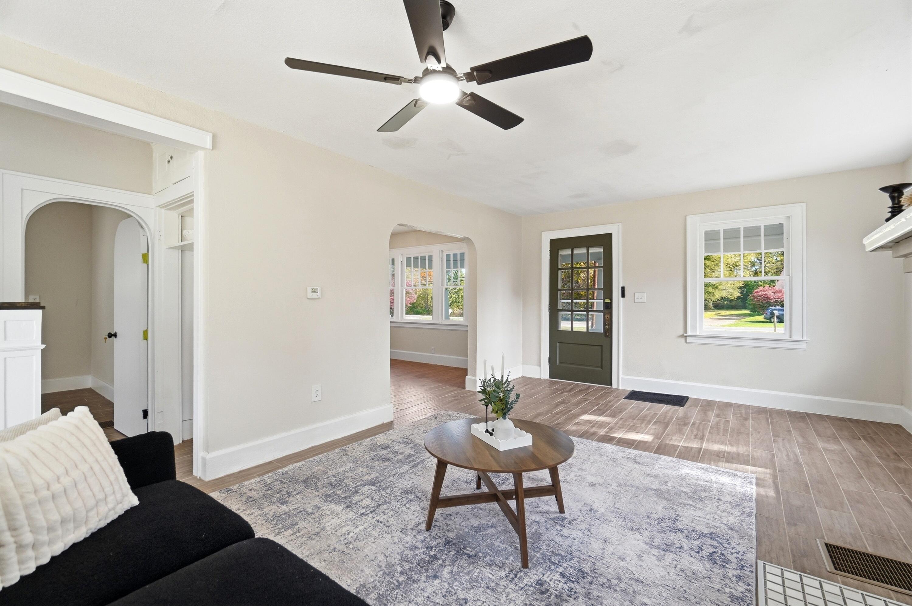 2549 Springfield Xenia, Springfield, Ohio 45506