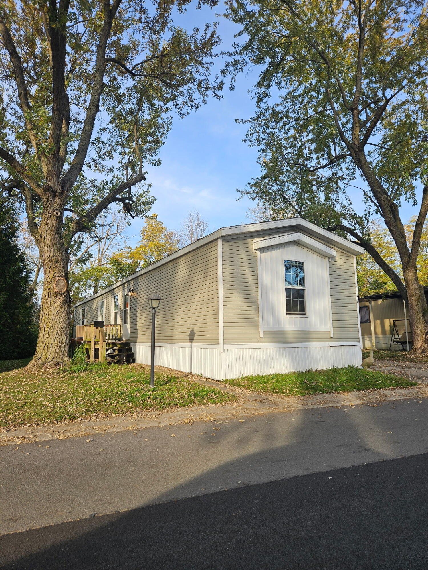 1132 Crestwood, Lima, Ohio 45805
