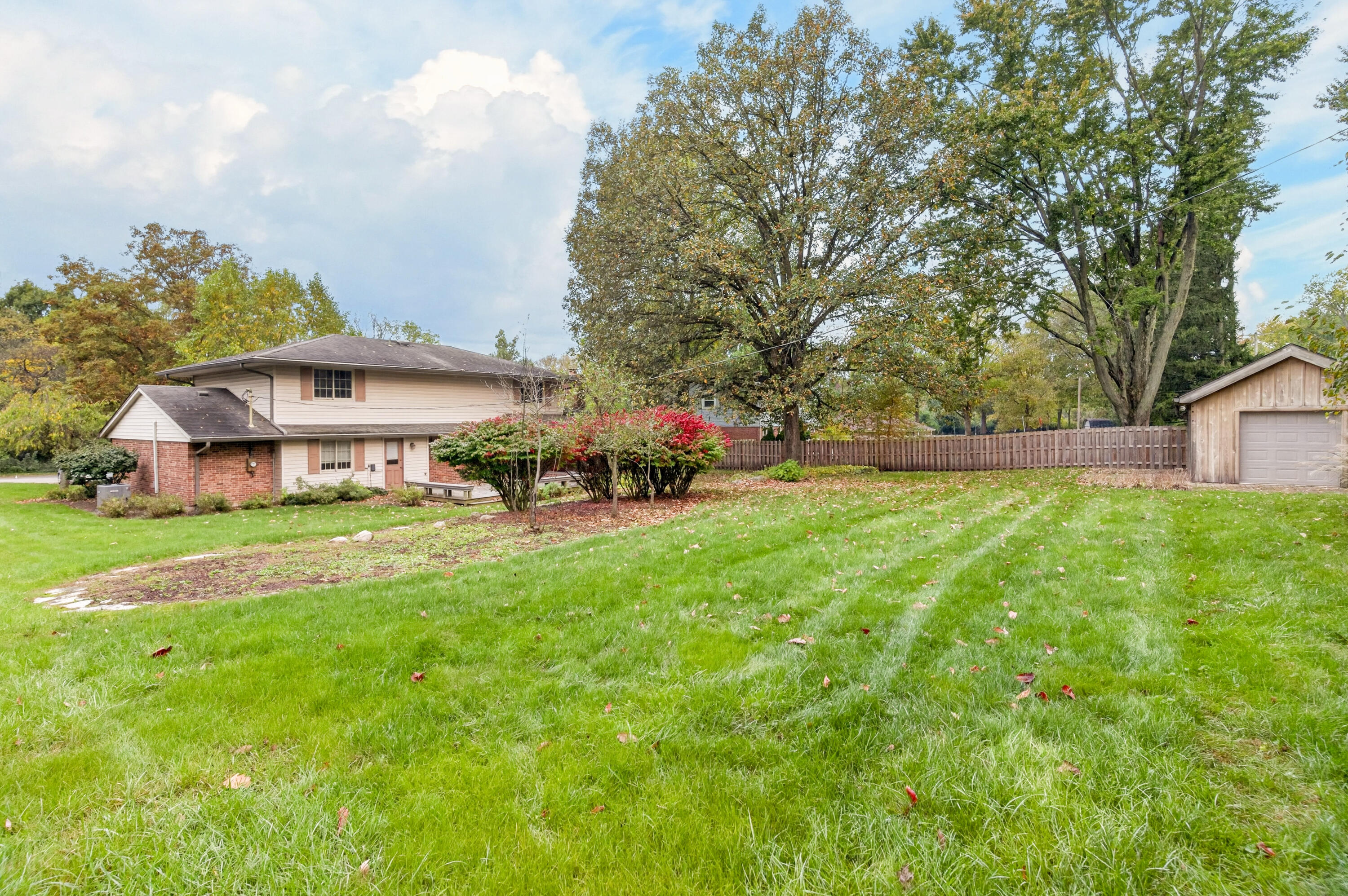 5625 Brampton, Dayton, Ohio 45429
