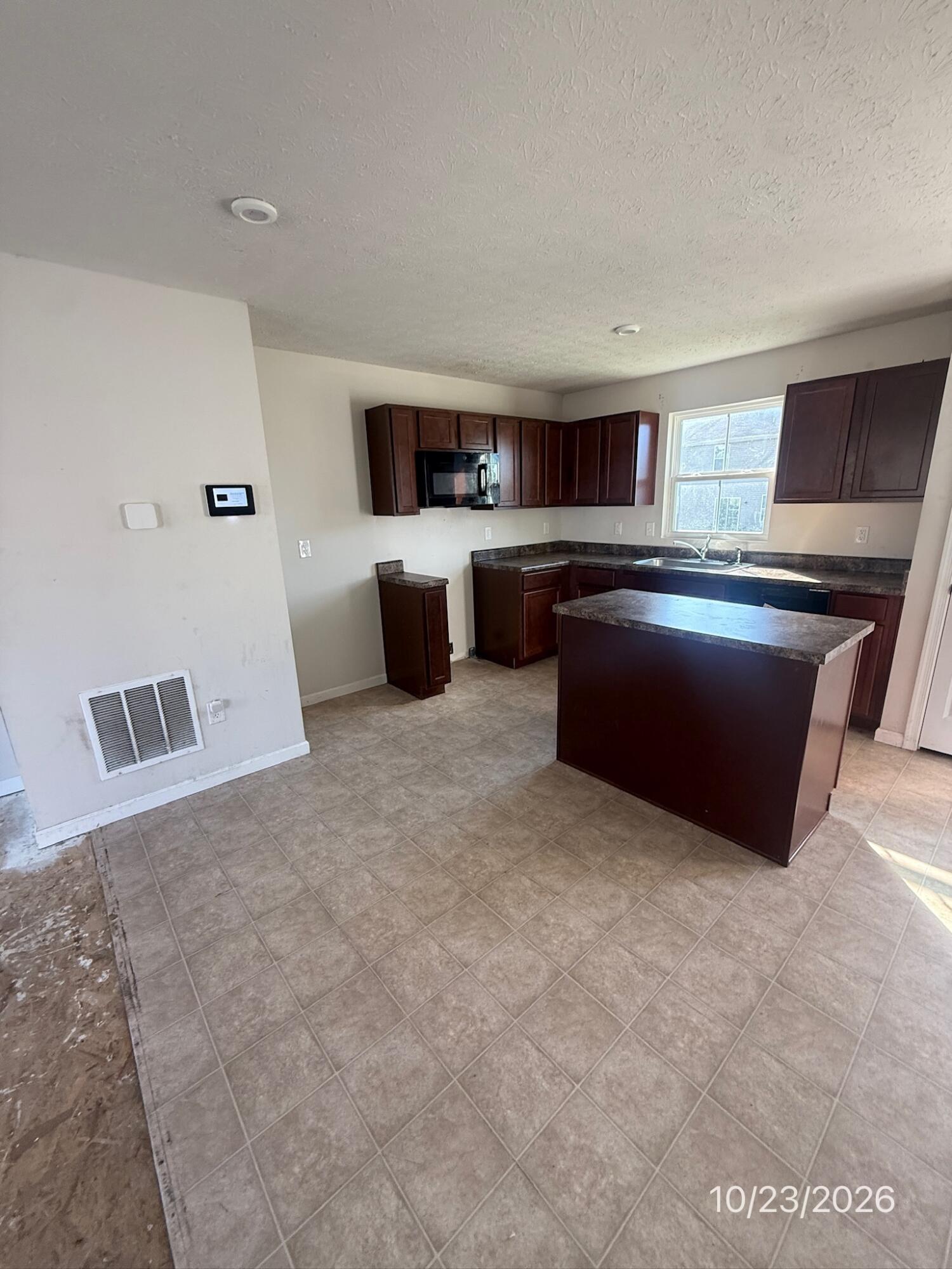 507 Golden Gate, Springfield, Ohio 45505
